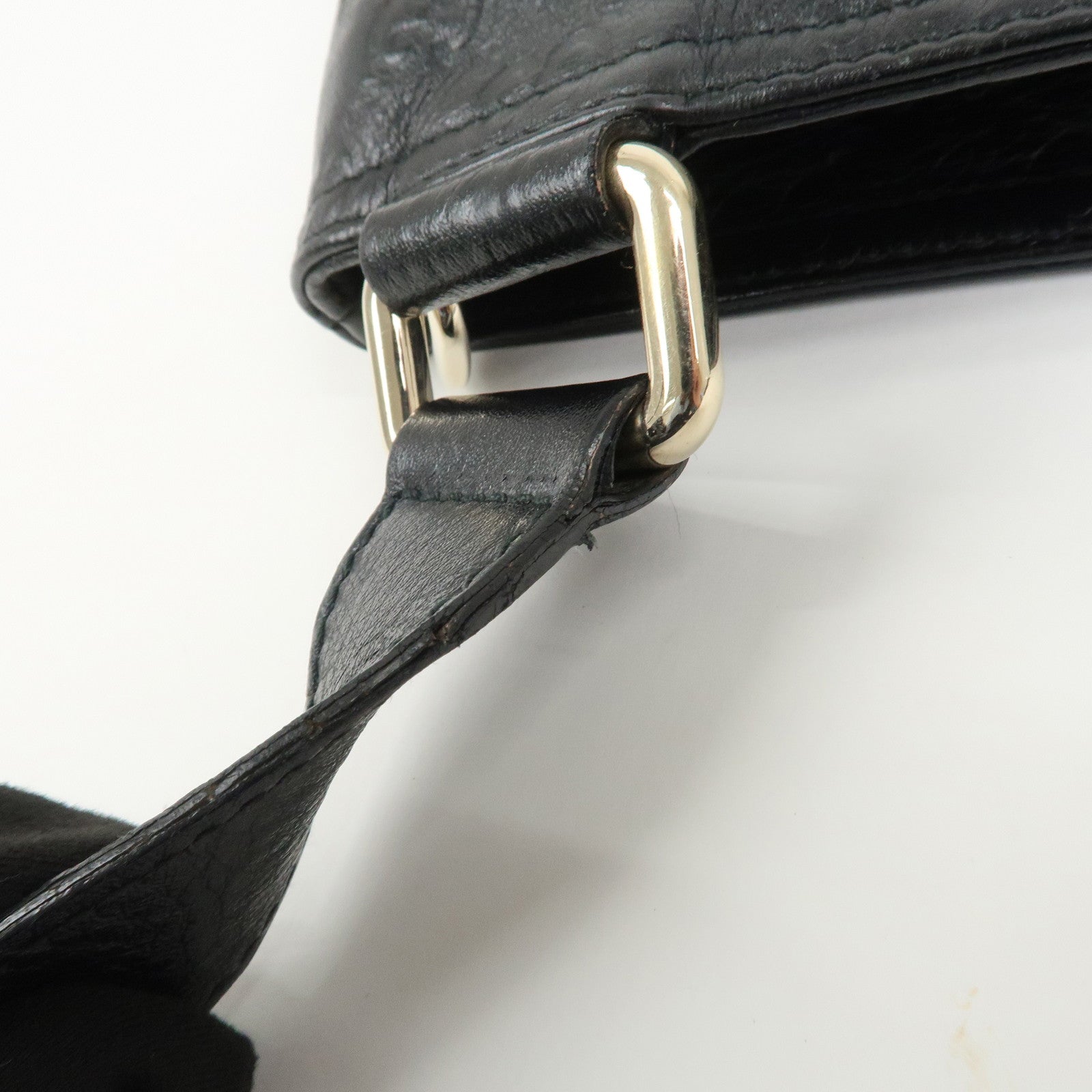 GUCCI Guccissima Leather Shoulder Bag Crossbody Bag Black 201446