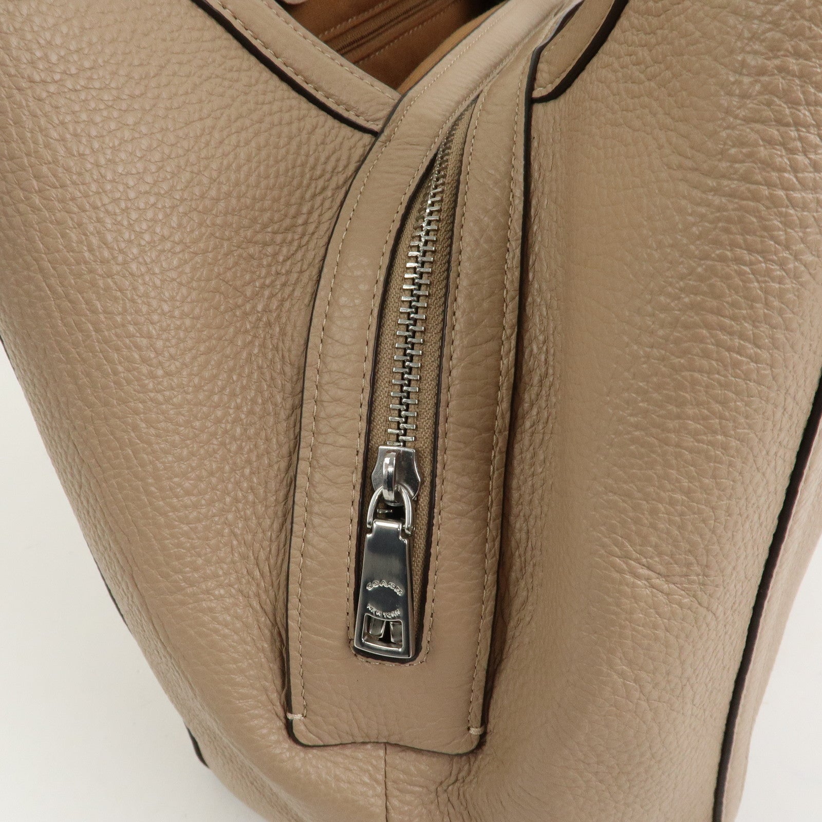 COACH Logo Leather Shoulder Bag Hand Bag Beige