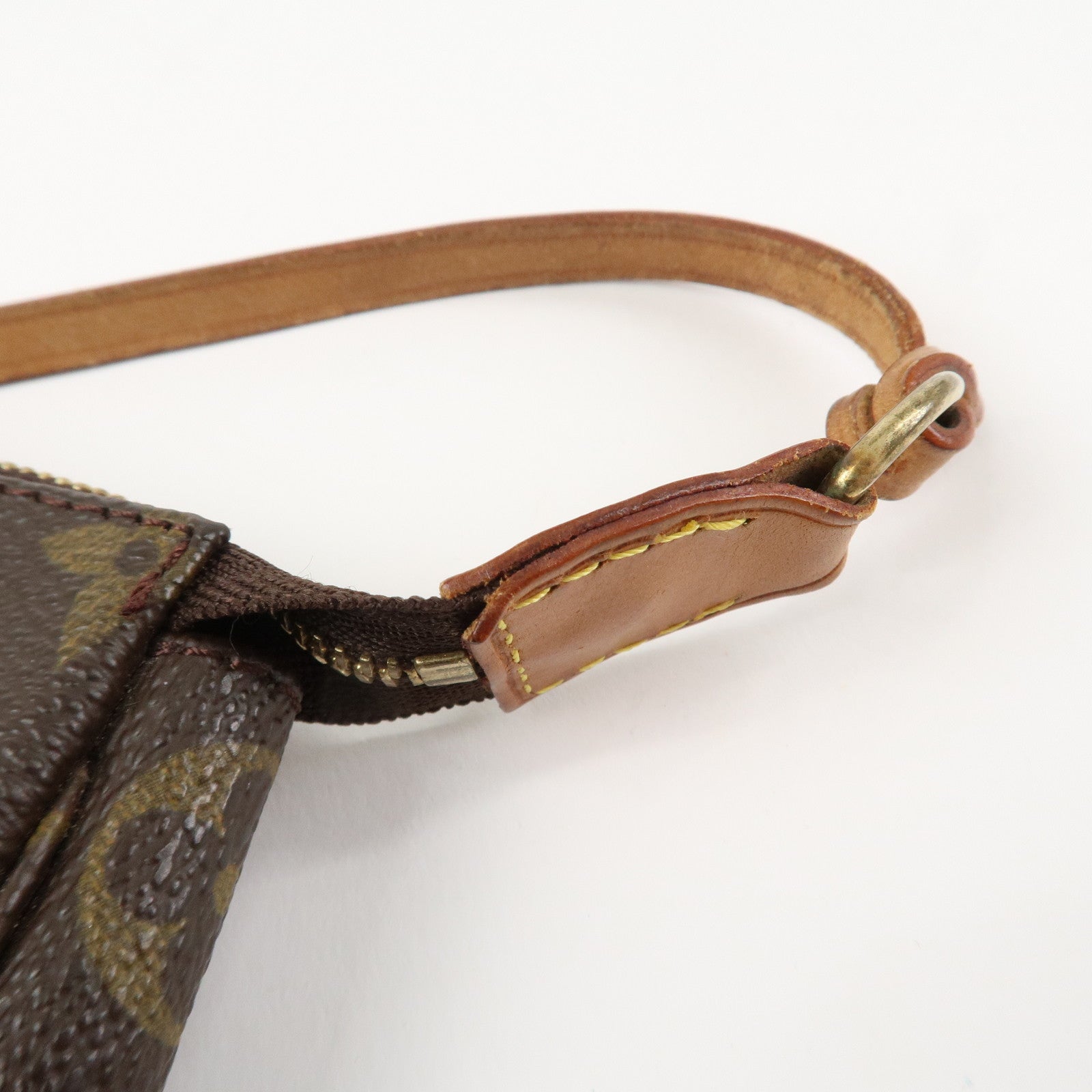 Louis Vuitton Monogram Pochette Accessoires Hand Bag M51980 Used