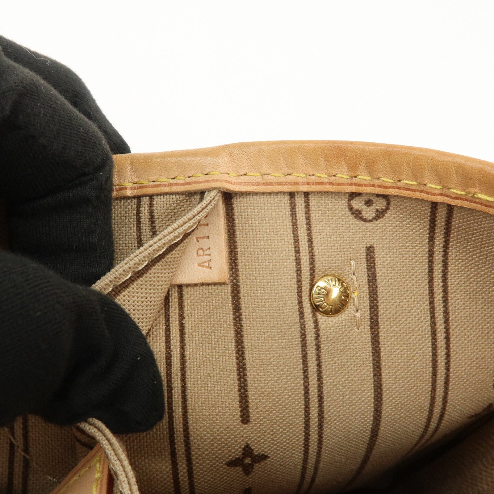 Louis Vuitton Monogram Neverfull PM Tote Bag Monogram M40155