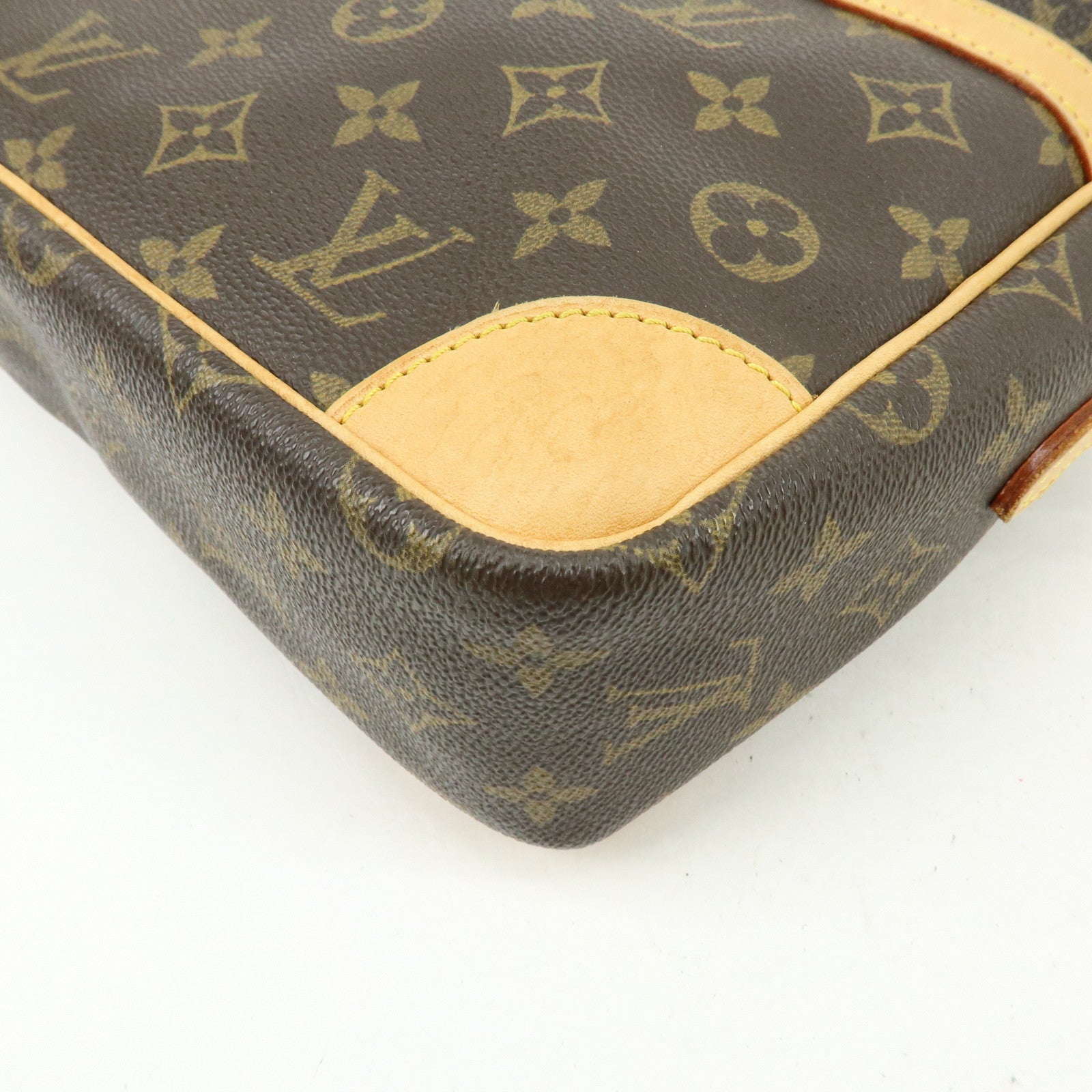 Louis Vuitton Monogram Trocadero 27 Crossbody Bag M51274