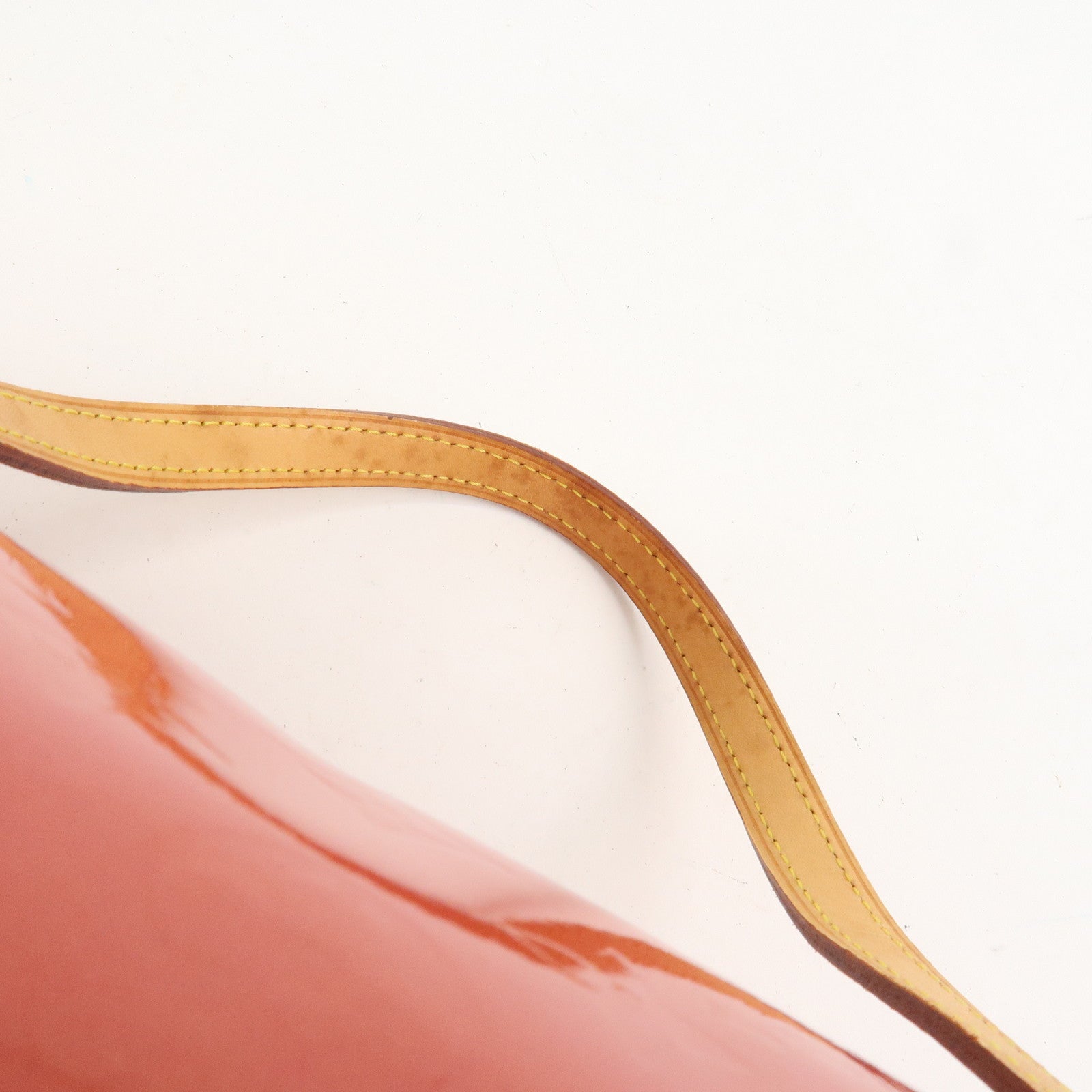 Louis Vuitton Monogram Vernis Leather Bedford Shoulder Hand Bag Framboise M9133F