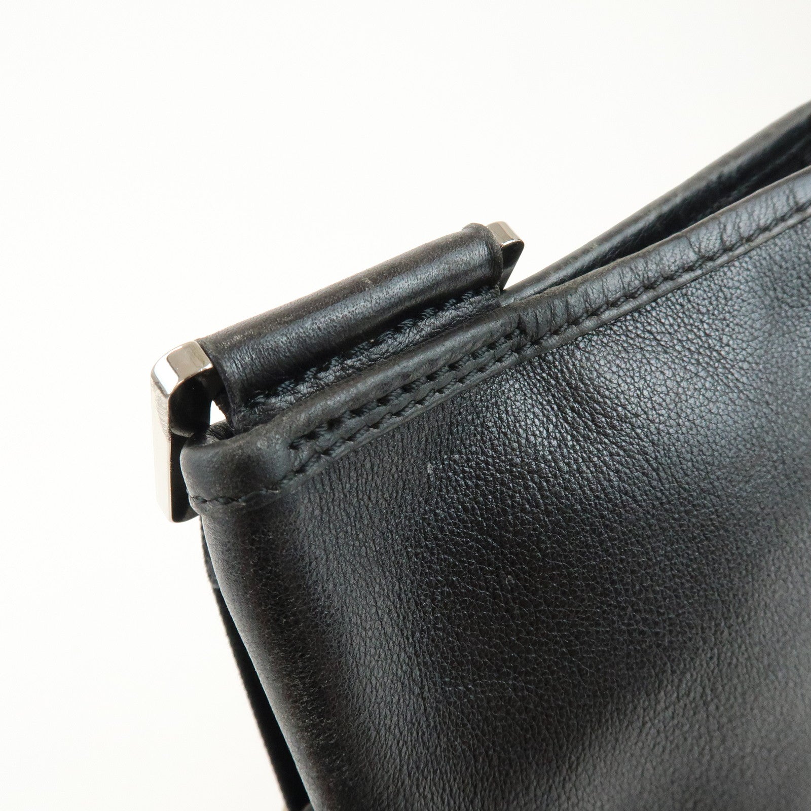 LOEWE Anagram Leathe Shoulder Bag Crossbody Bag Black