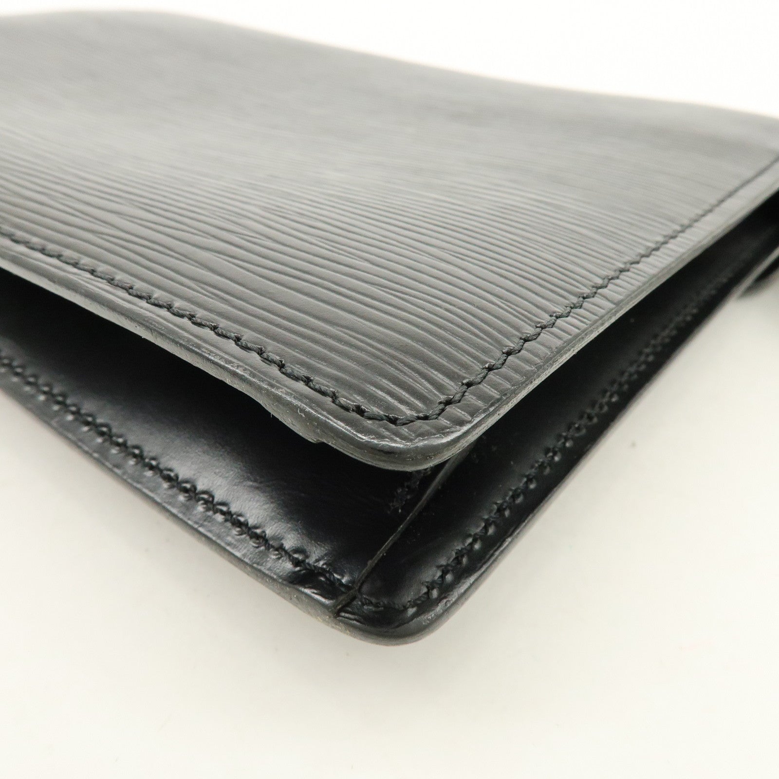 Louis Vuitton Epi Sellier Dragonne Clutch Bag Noir Black M52612