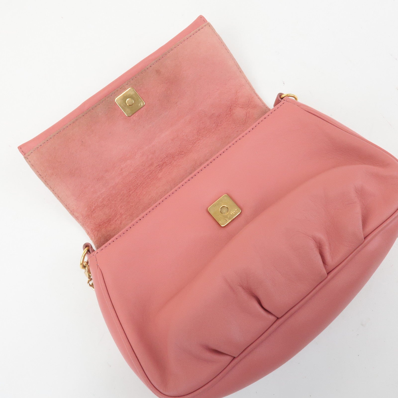 FENDI Leather Chain Shoulder Bag Purse Gold HDW Pink 8M0276 Used