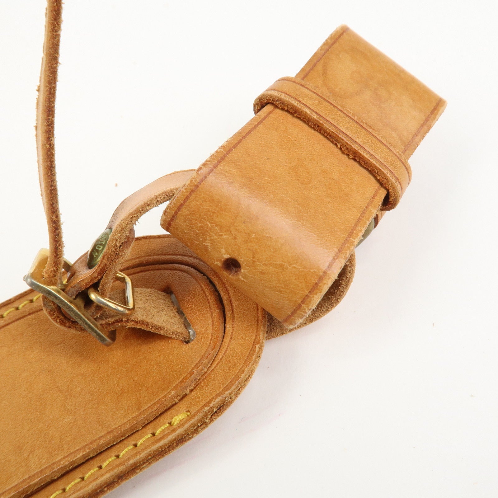 Louis Vuitton Set Of 20 Leather Name Tag & Poignet