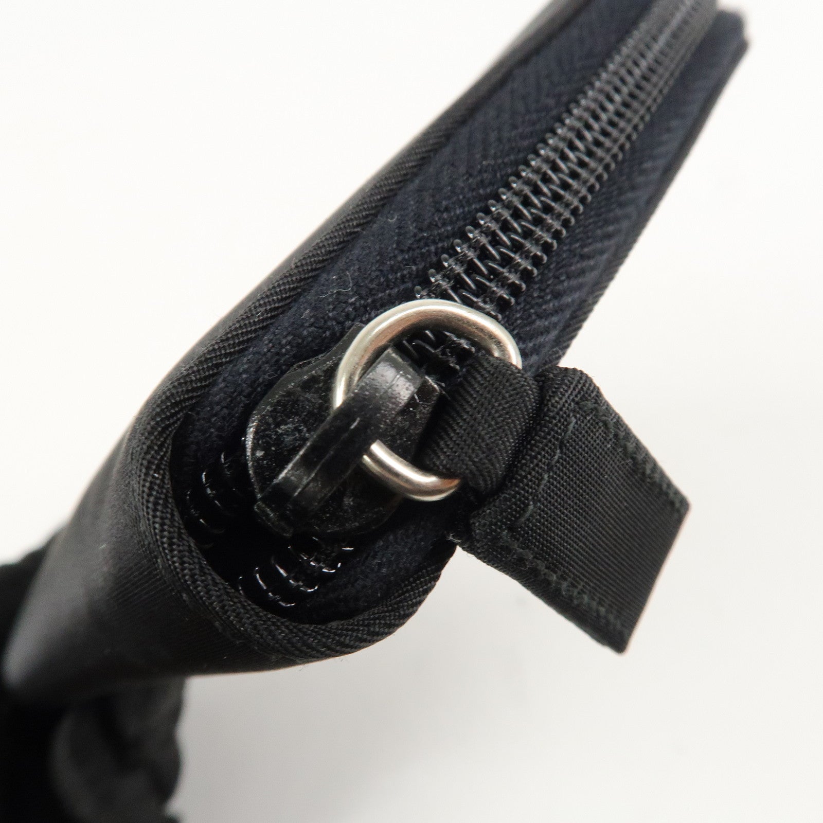 PRADA Nylon Leather Round Zippy Long Wallet Black M822 Used