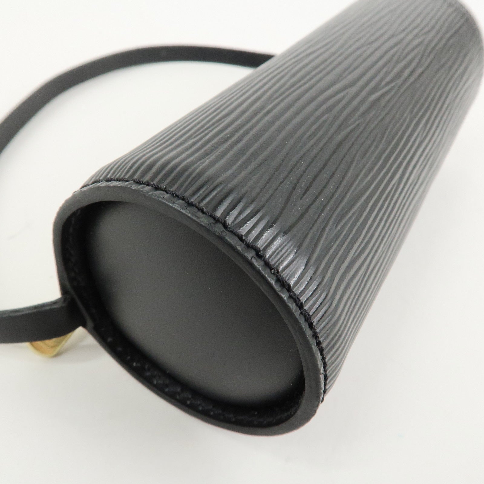 Louis Vuitton Epi Leather Mini Pouch For Soufflot Hand Bag Noir