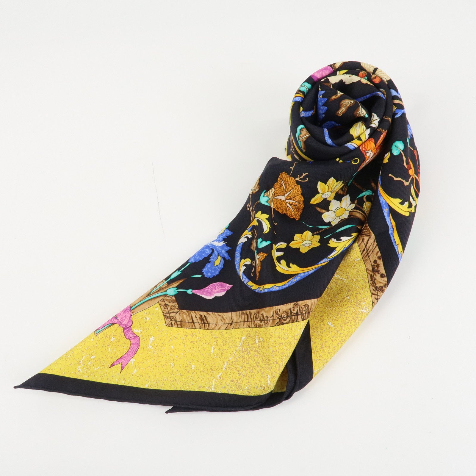 HERMES Carre 90 Silk 100% Scarf PIERRES D' ORIENT ET D' OCCIDENT Used