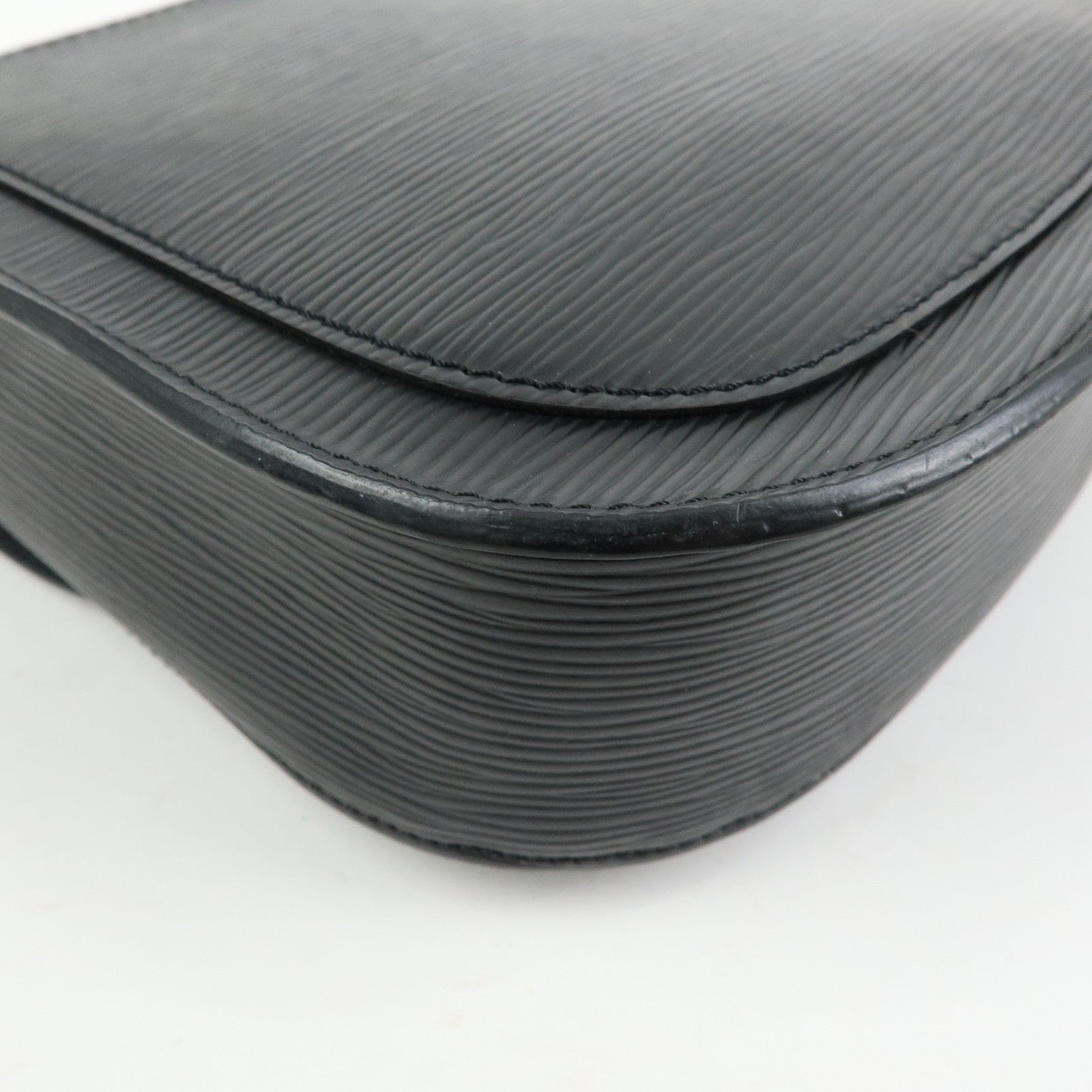 Louis Vuitton Epi Saint Cloud Shoulder Crossbody Bag Noir M52192