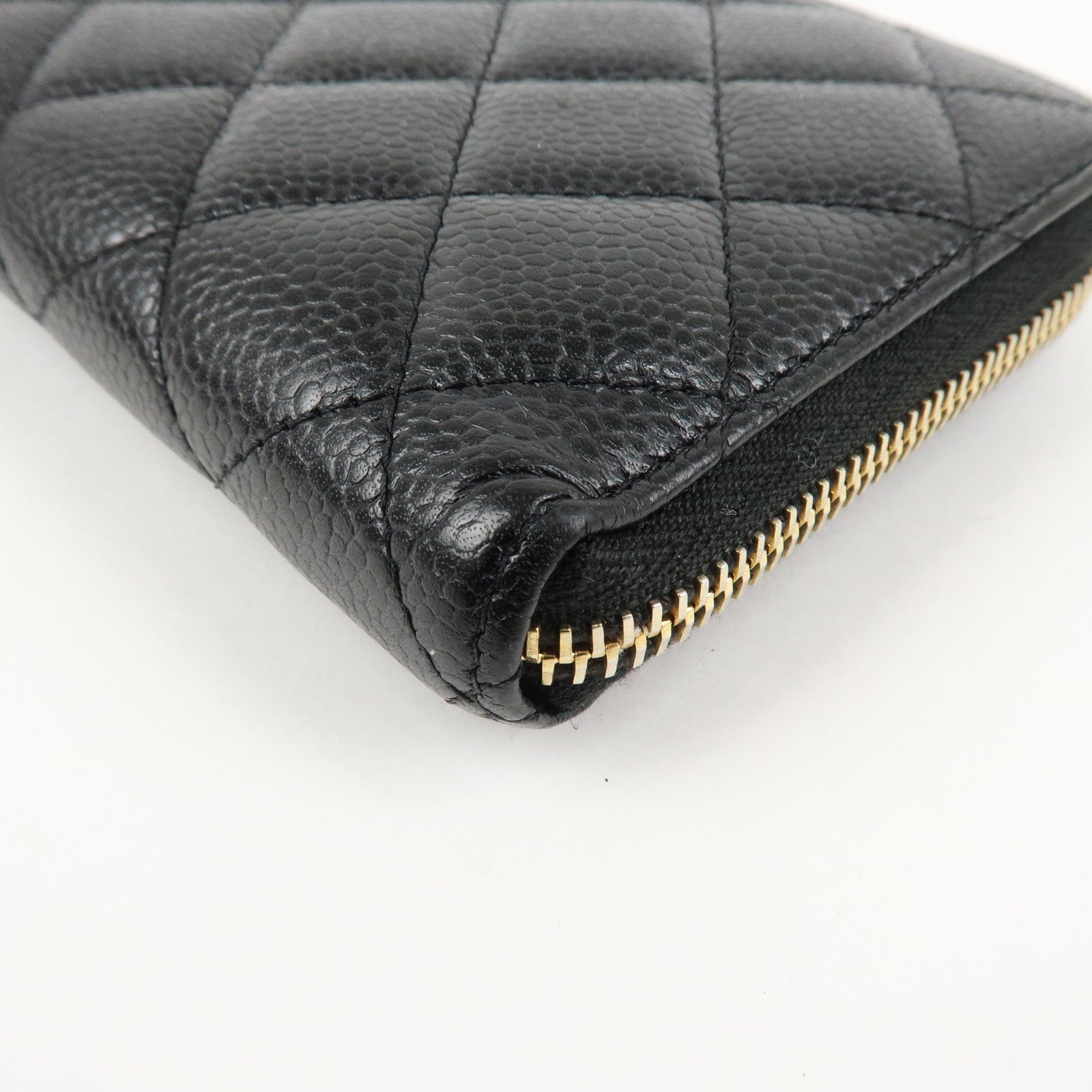 CHANEL Matelasse Caviarskin Round Zippy Long Wallet Black AP0242 Used