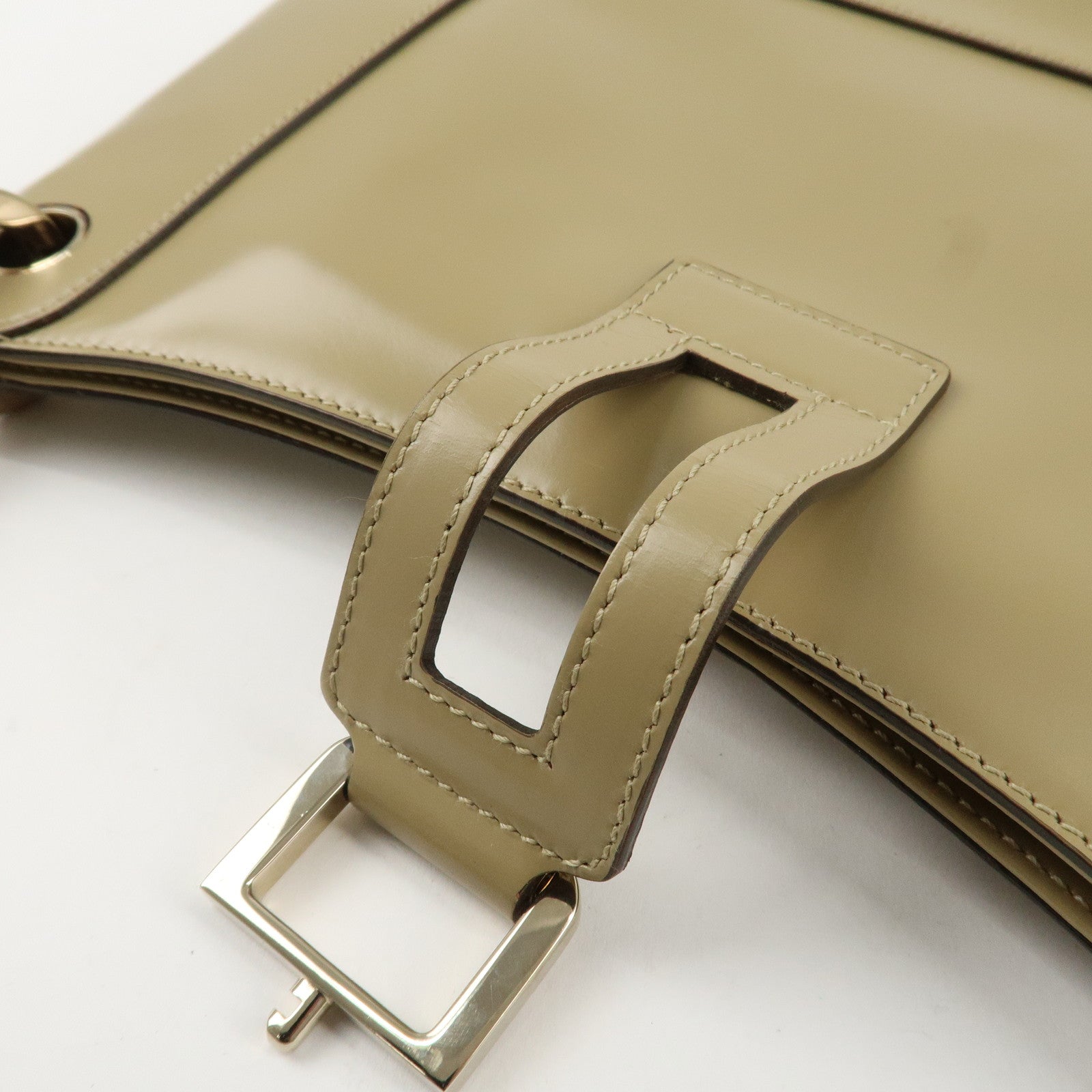 GUCCI Leather Shoulder Bag Hand Bag Beige 001.4150.002058 Used