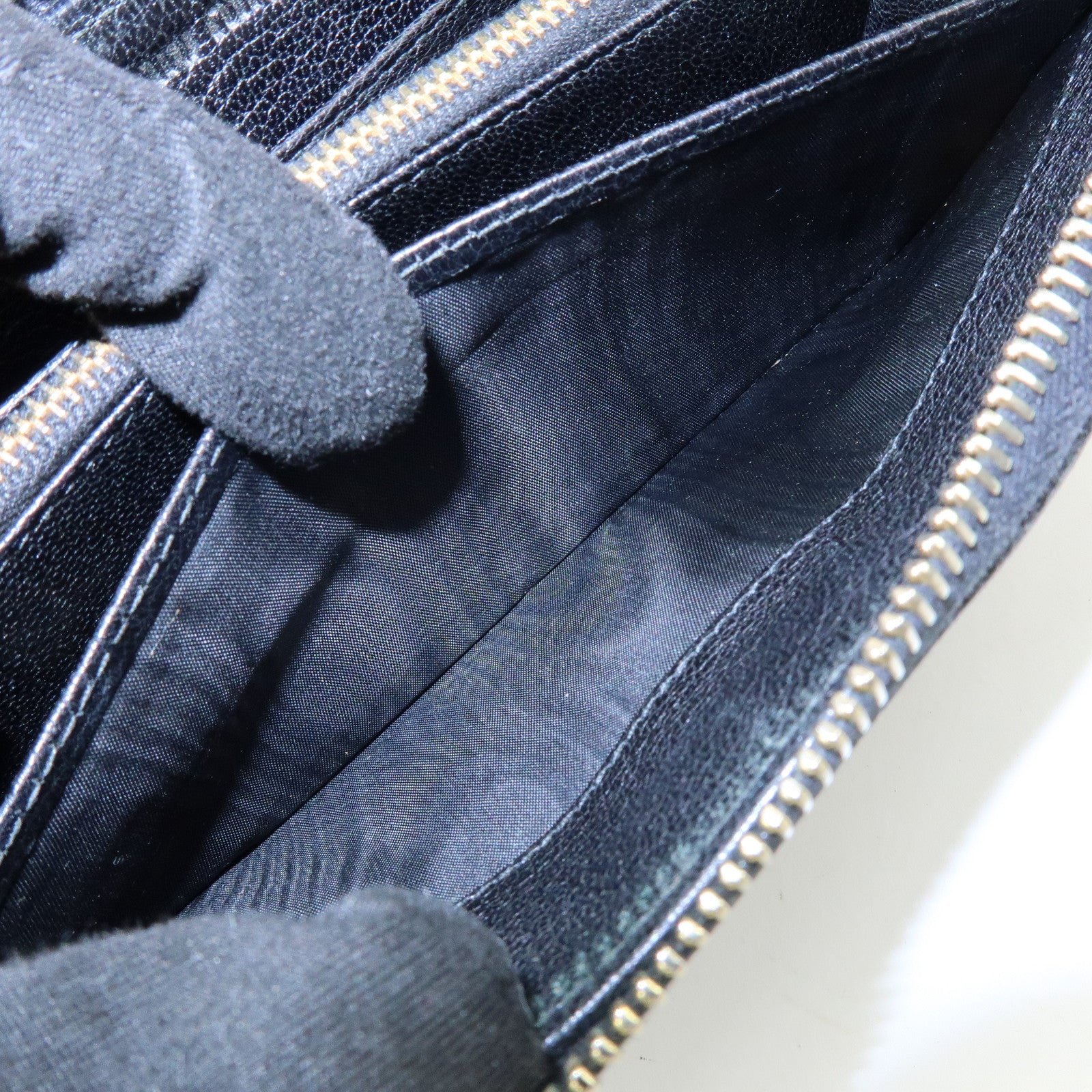 MIU MIU Logo Leather Studs Zippy Long Wallet Black 5M0506