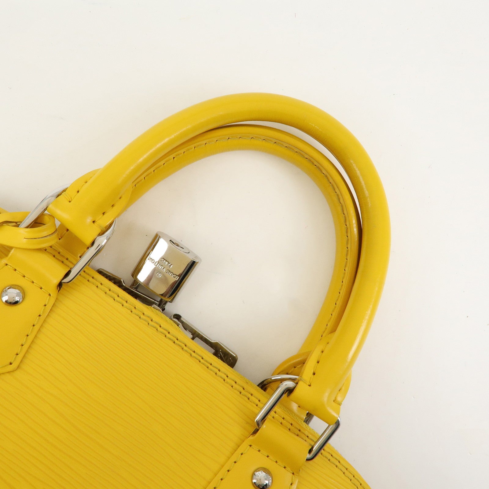 Louis Vuitton Epi Alma Epi Leather PM Hand Bag Citron M40619