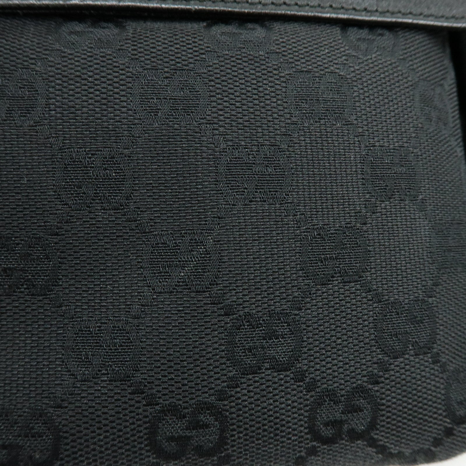 GUCCI GG Canvas Leather Waist Bag Crossbody Bag Black 28566
