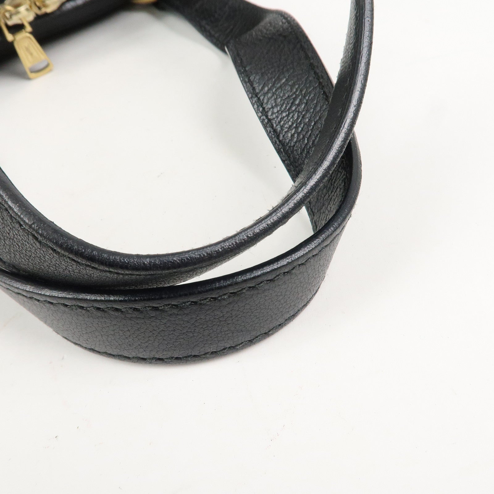 SAINT LAURENT PARIS Leather Muse Hand Bag Shoulder Bag Black