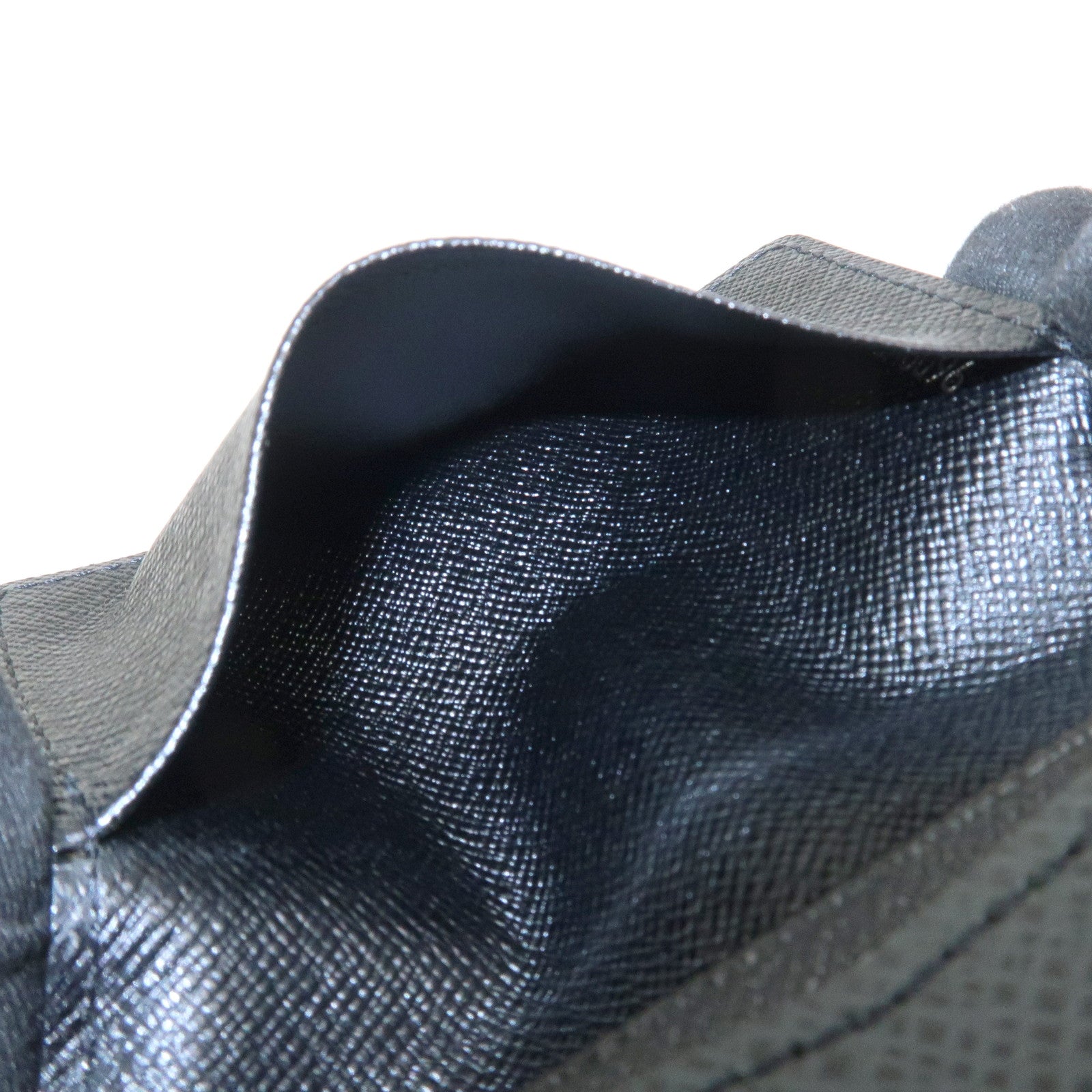 Louis Vuitton Taiga Enveloppe Cartes de Visite Card Case M30922