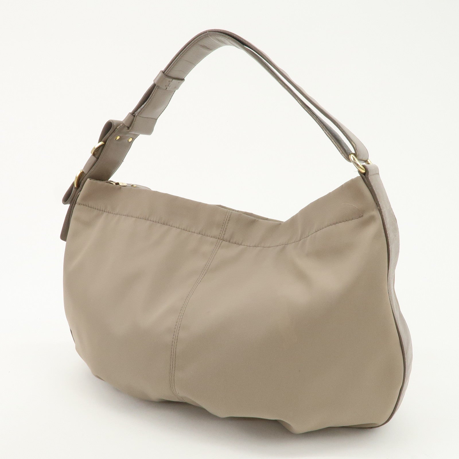 Ferragamo Vara Ribbon Nylon Leather Shoulder Bag Hand Bag Gray