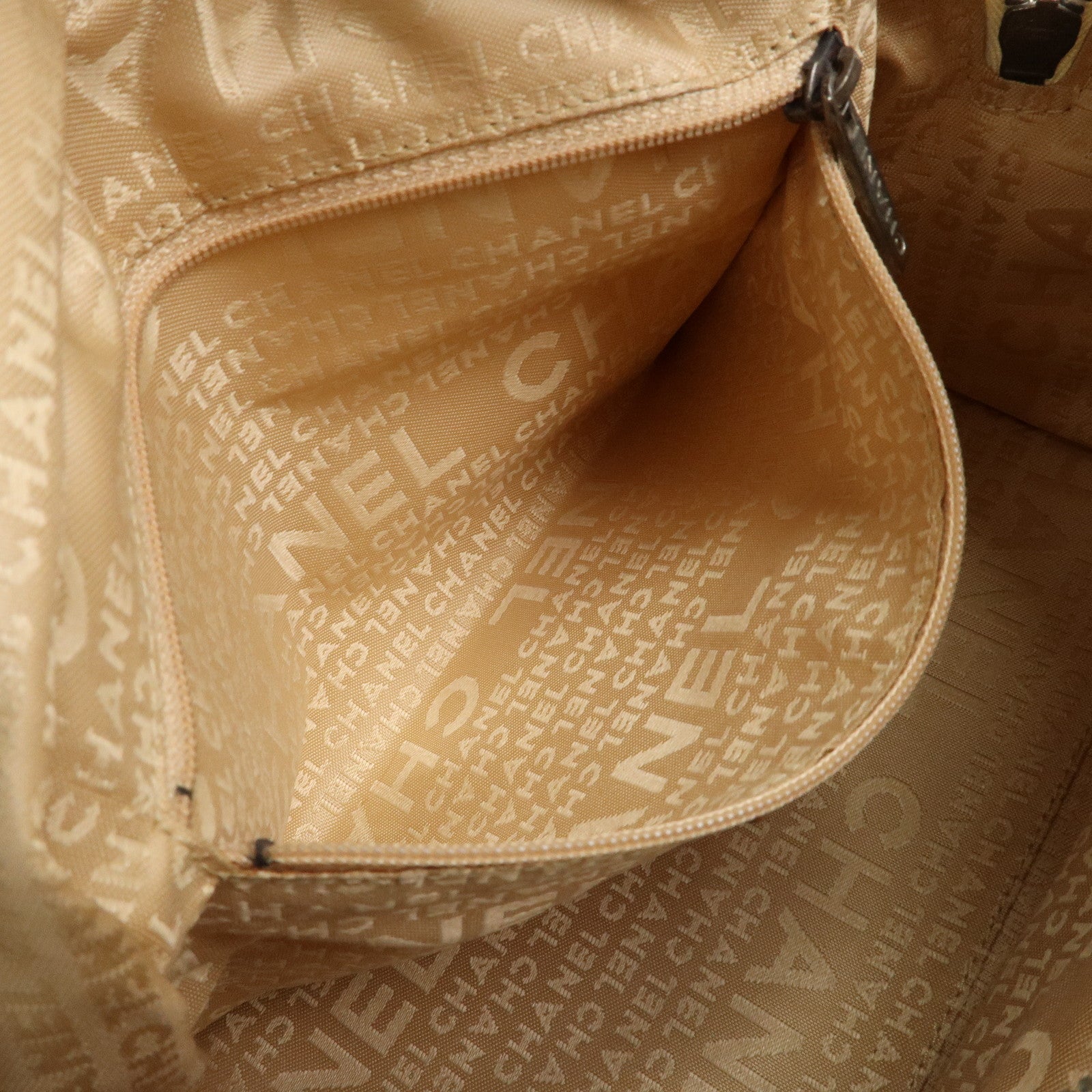 CHANEL COCO Mark Caviarskin Hand Bag Cosmetic Pouch Ivory