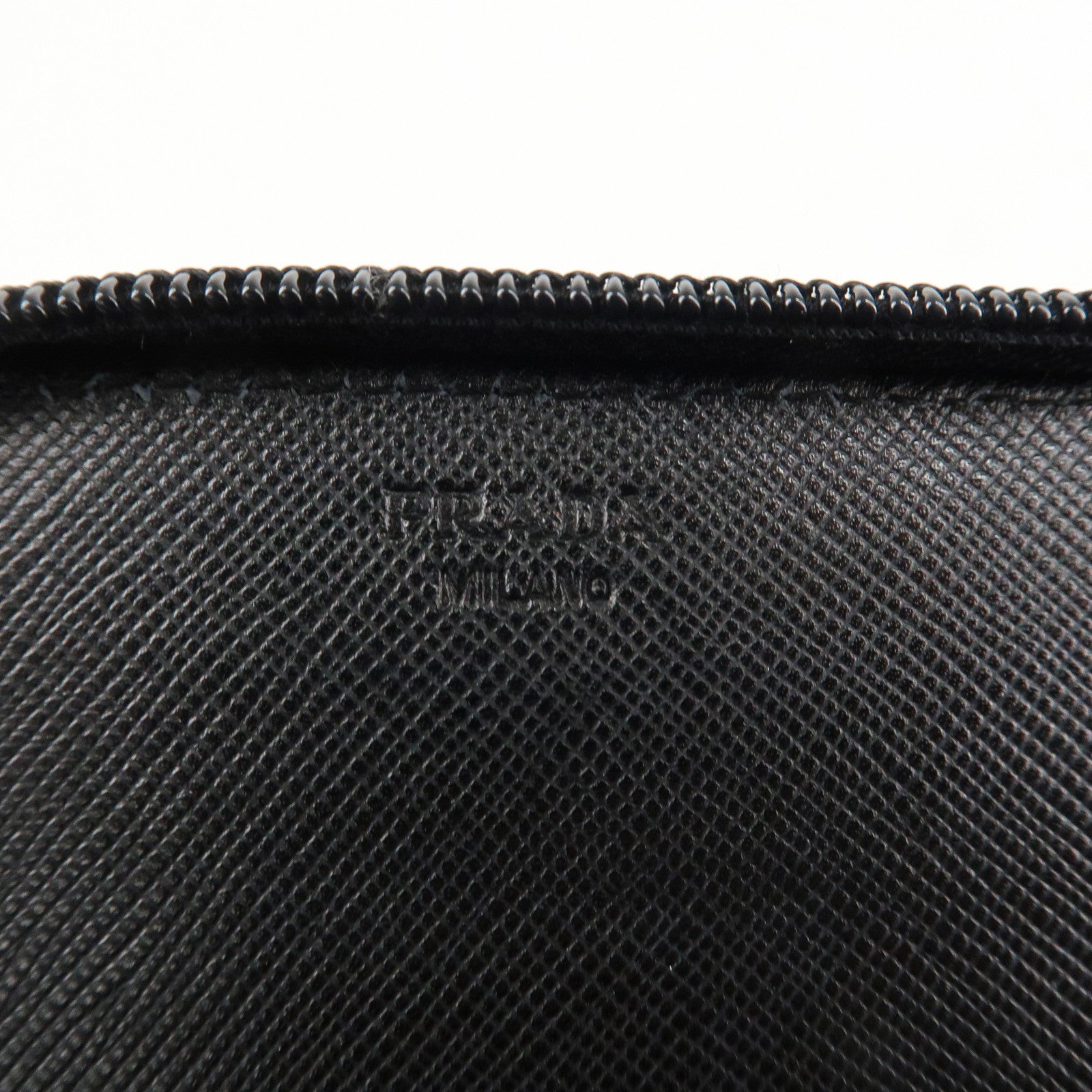 PRADA Nylon Leather Round Zippy Long Wallet Black M822 Used