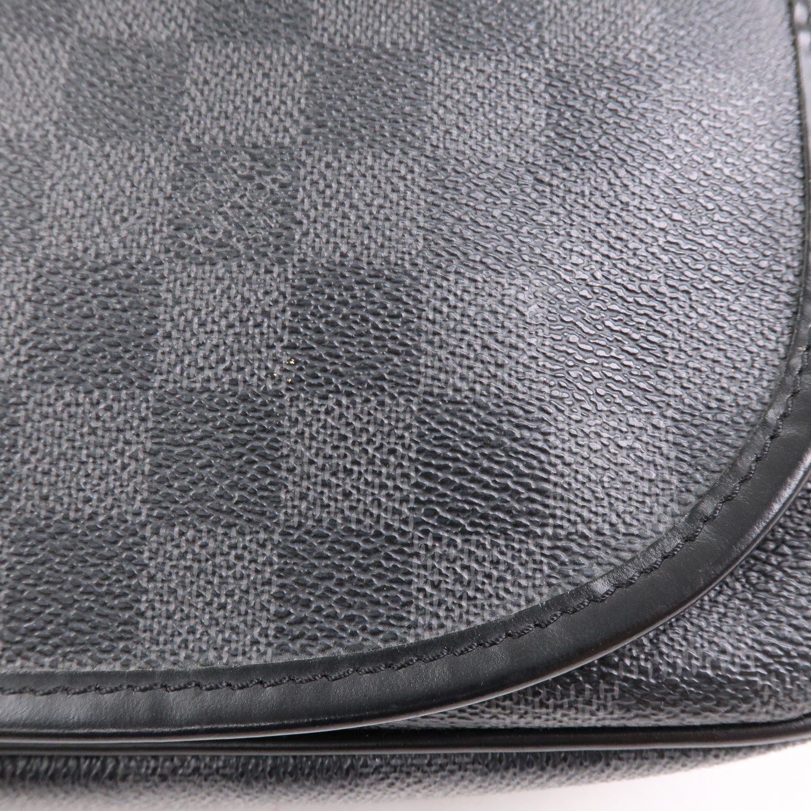 Louis Vuitton Damier Graphite Daniel MM Shoulder Bag N58029