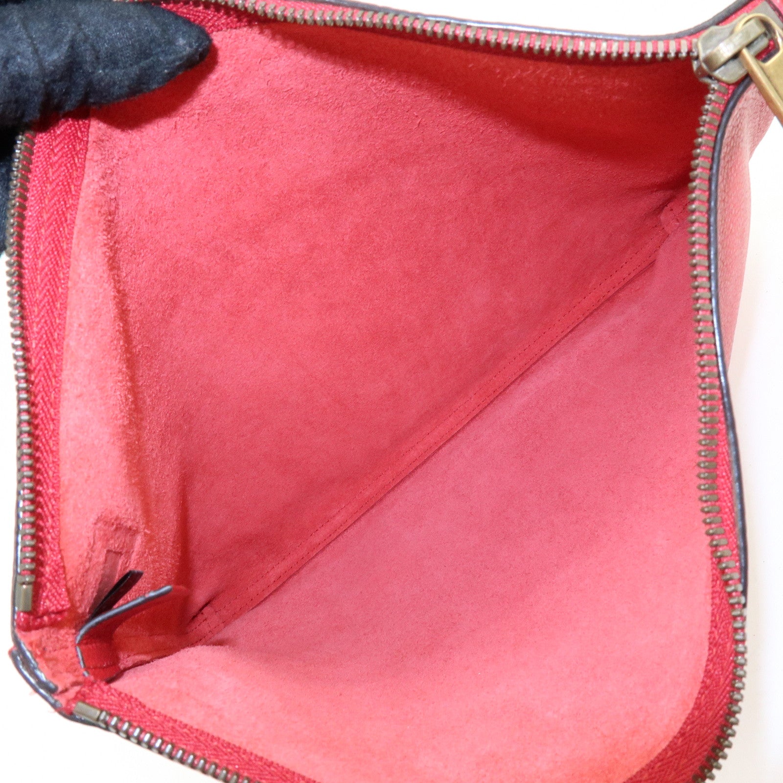 GUCCI Vintage Logo Medium Portfolio Leather Clutch Bag Red 500981
