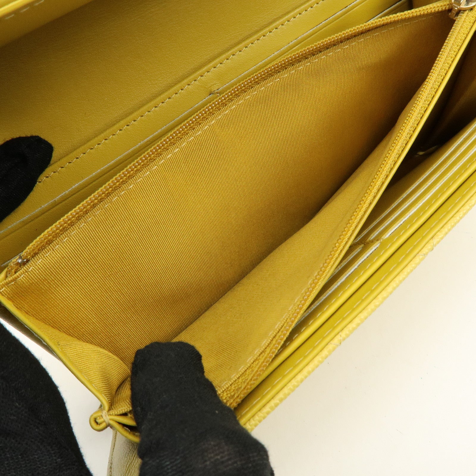 CHANEL CC Filigree Caviarskin Leather Long Wallet Yellow A84448