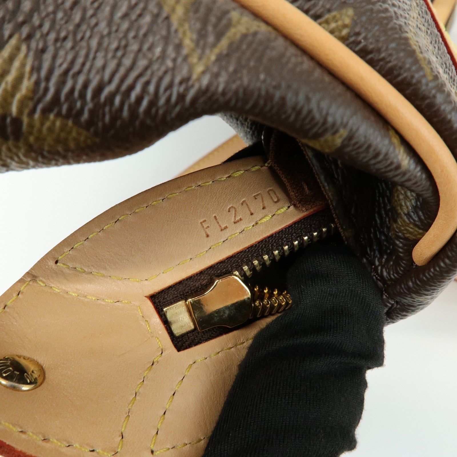 Louis Vuitton Monogram Stresa PM Shoulder Bag M51186