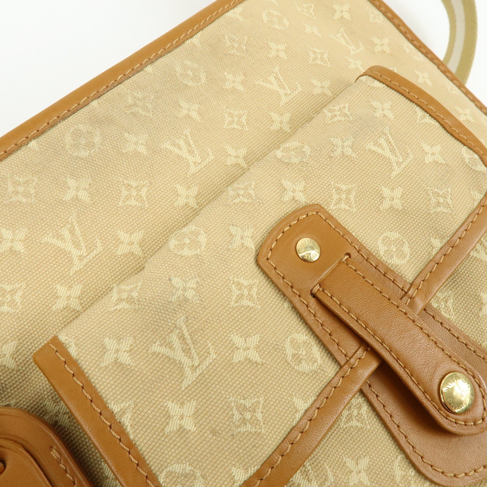 Louis Vuitton Monogram Mini Buzas Mary Kate Shoulder Bag M92323