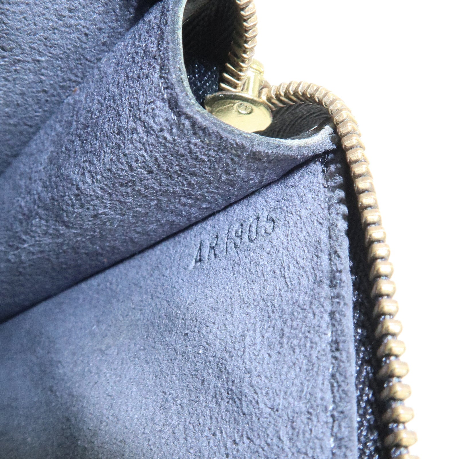 Louis Vuitton Epi Pochette Accessoires Pouch Noir Black M52952 Used