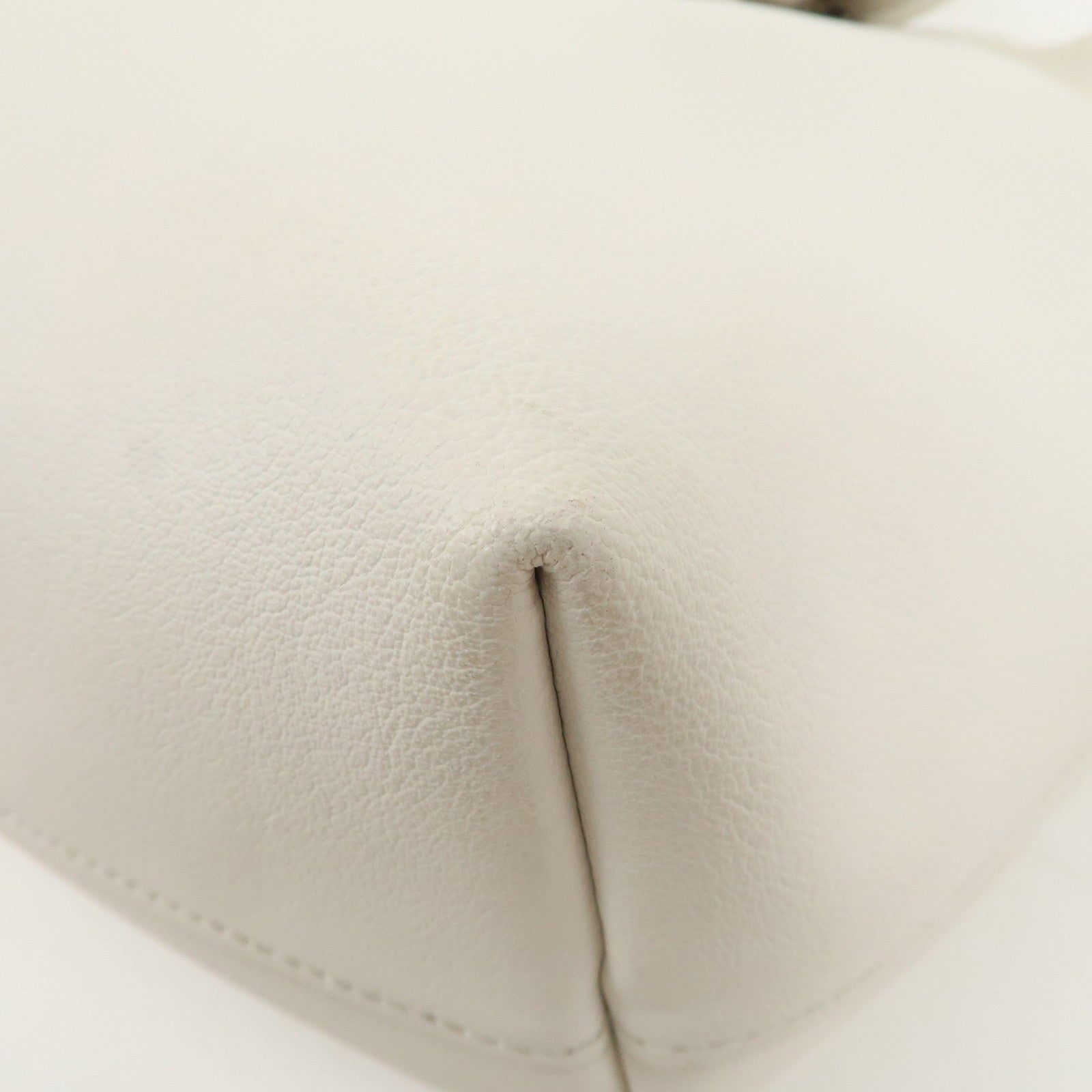 MIU MIU Leather Flower Tote Bag Hand Bag White 5BG054 Used