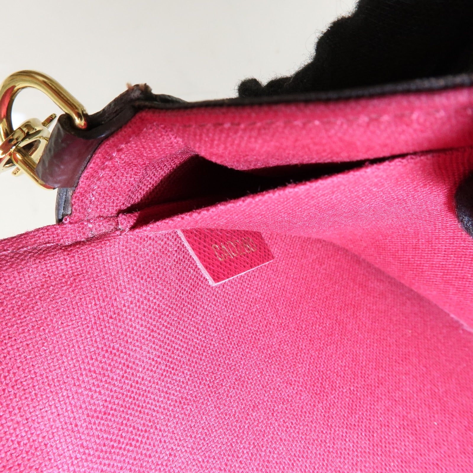 Louis Vuitton Monogram Pochette Felicie Shoulder Bag Brown M61276