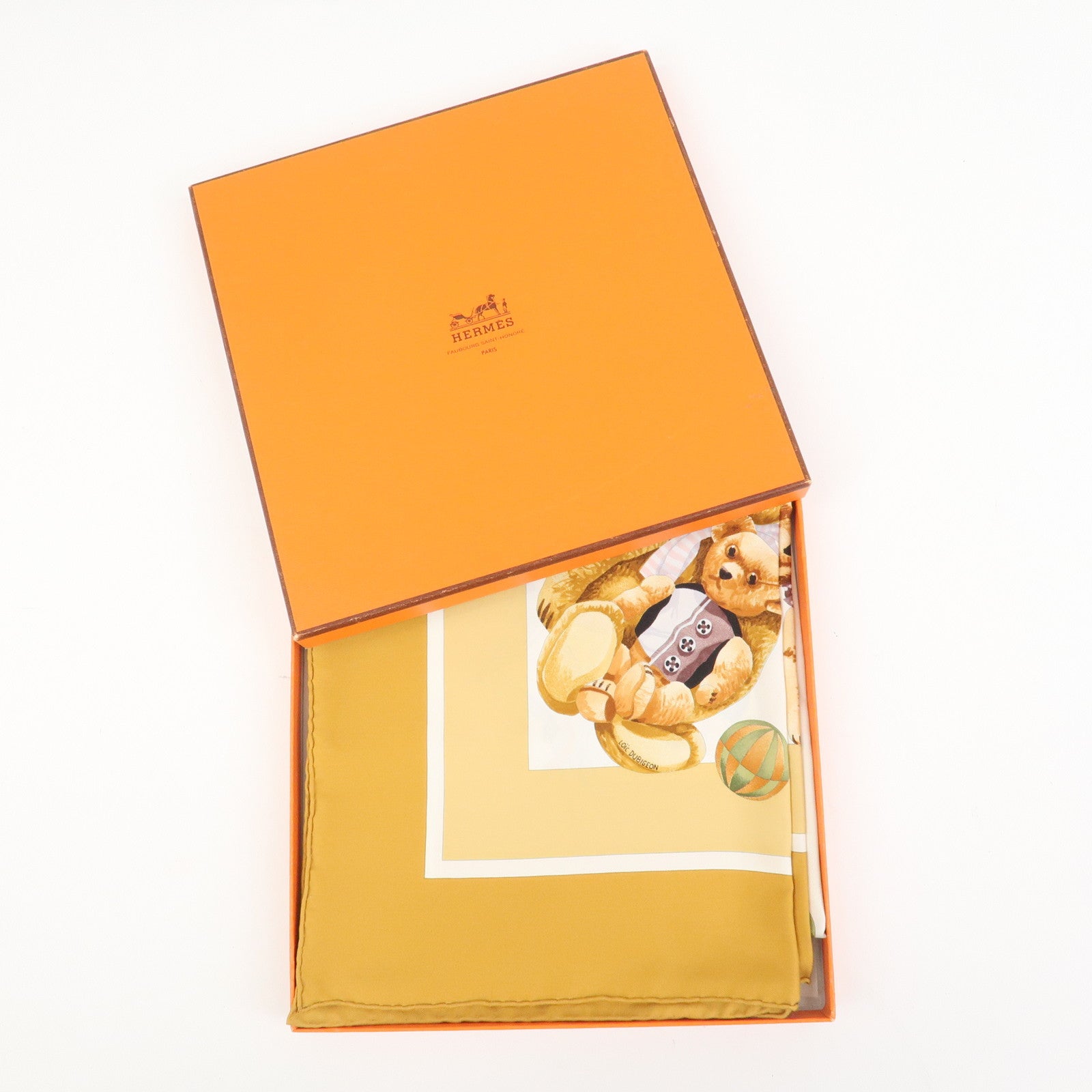 HERMES Carre 90 Silk 100% Scarf Confidents des Coeurs Brown White