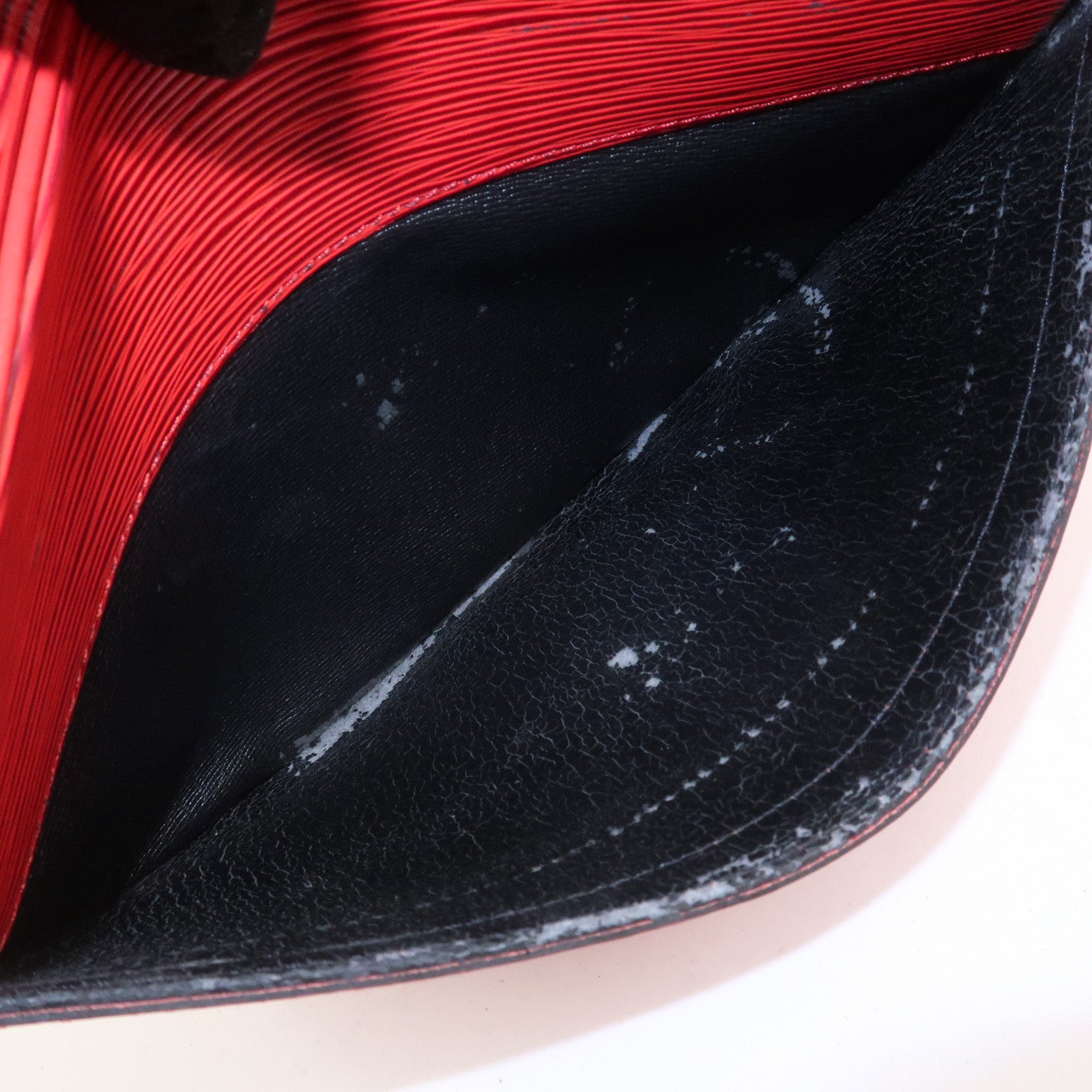 Louis Vuitton Epi Jeune Fille Shoulder Bag Castilian Red M52157