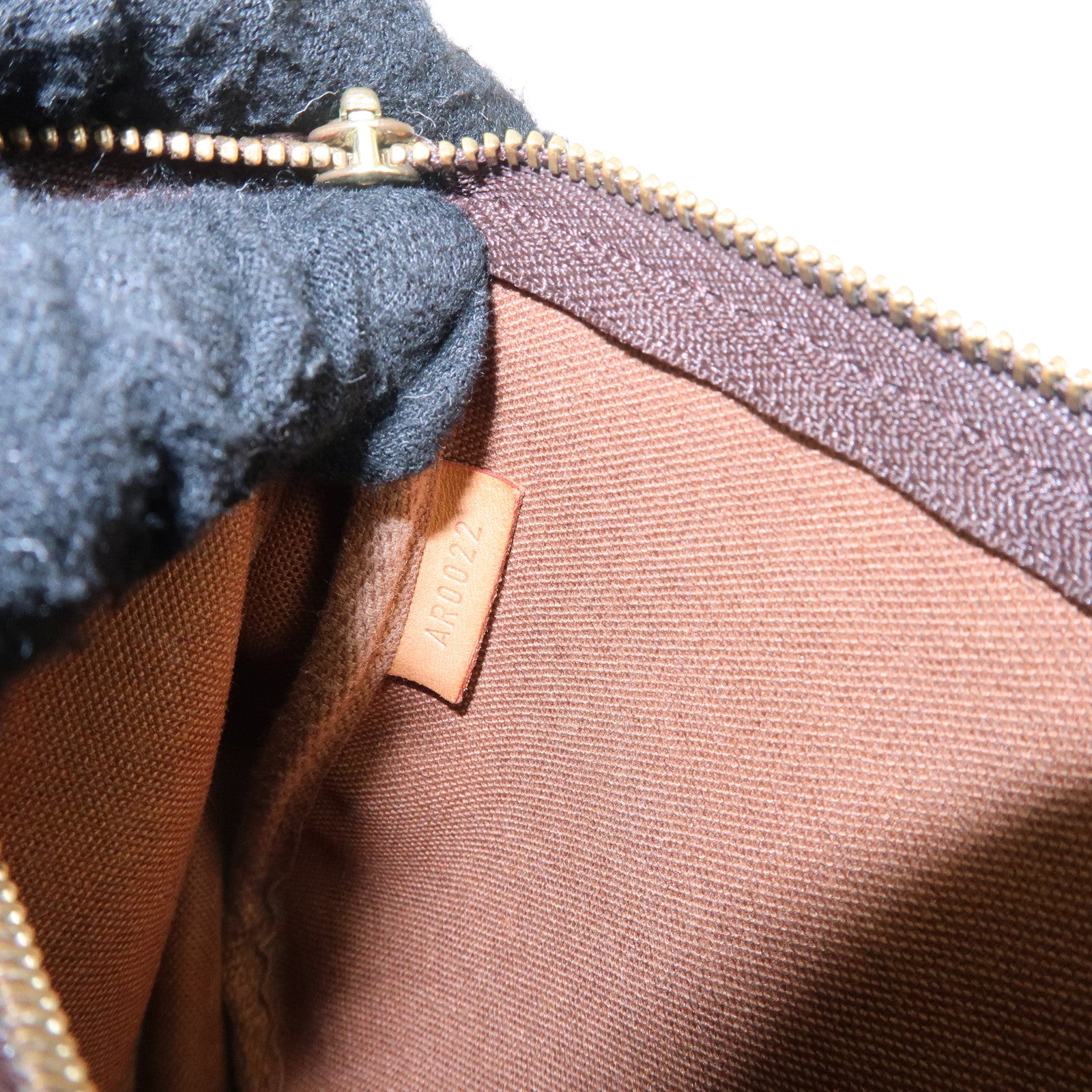 Louis Vuitton Monogram Pochette Accessoires Pouch Hand Bag M51980 Used