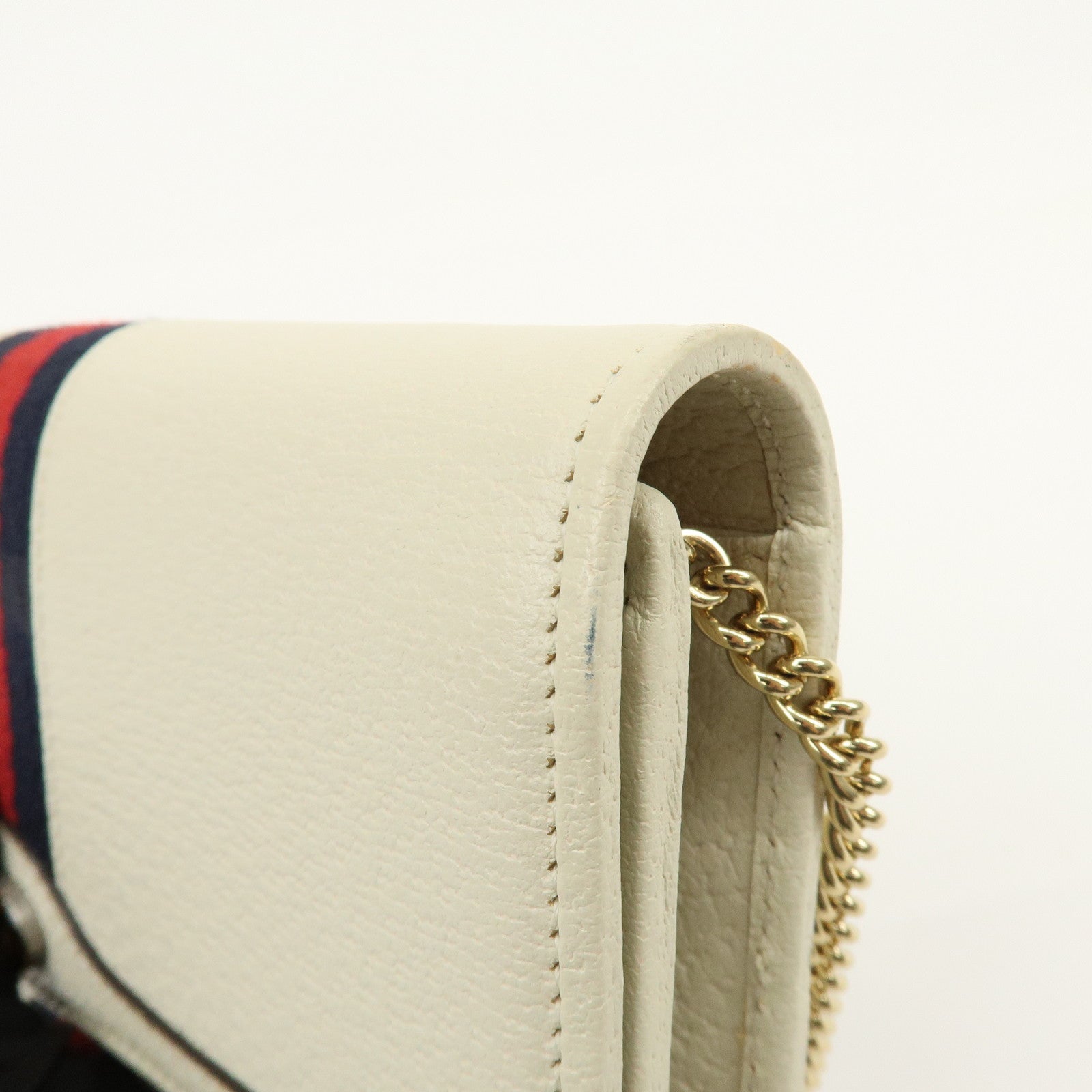 GUCCI Sherry GG Marmont Leather Chain Wallet Ivory 546592