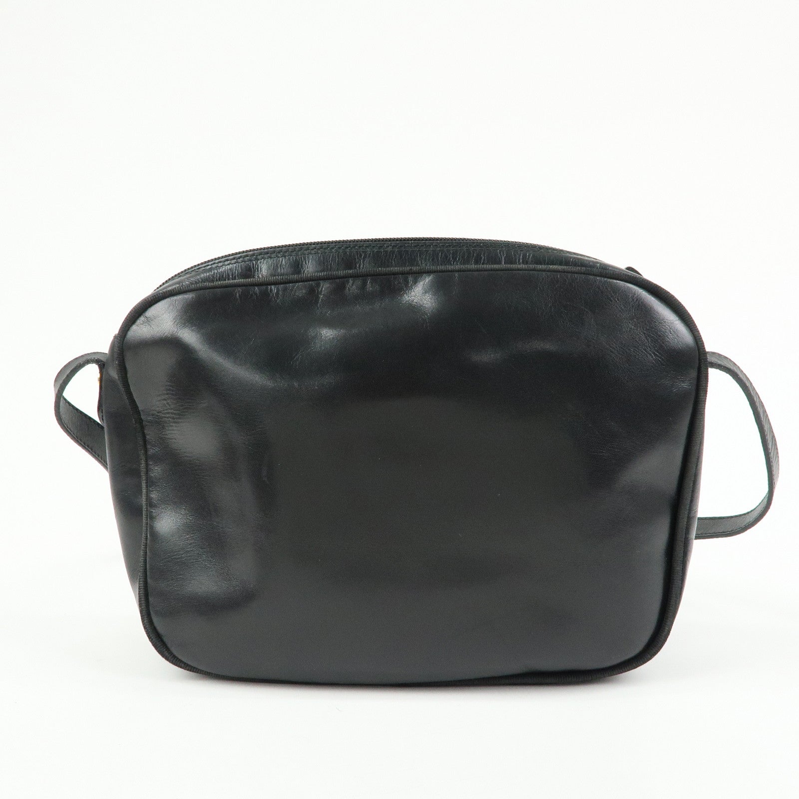 Ferragamo Varra Leather Shoulder Bag Crossbody Bag Black