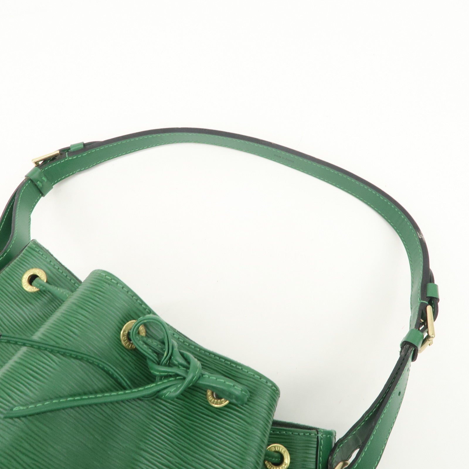 Louis Vuitton Epi Petit Noe Shoulder Bag Borneo Green M44104