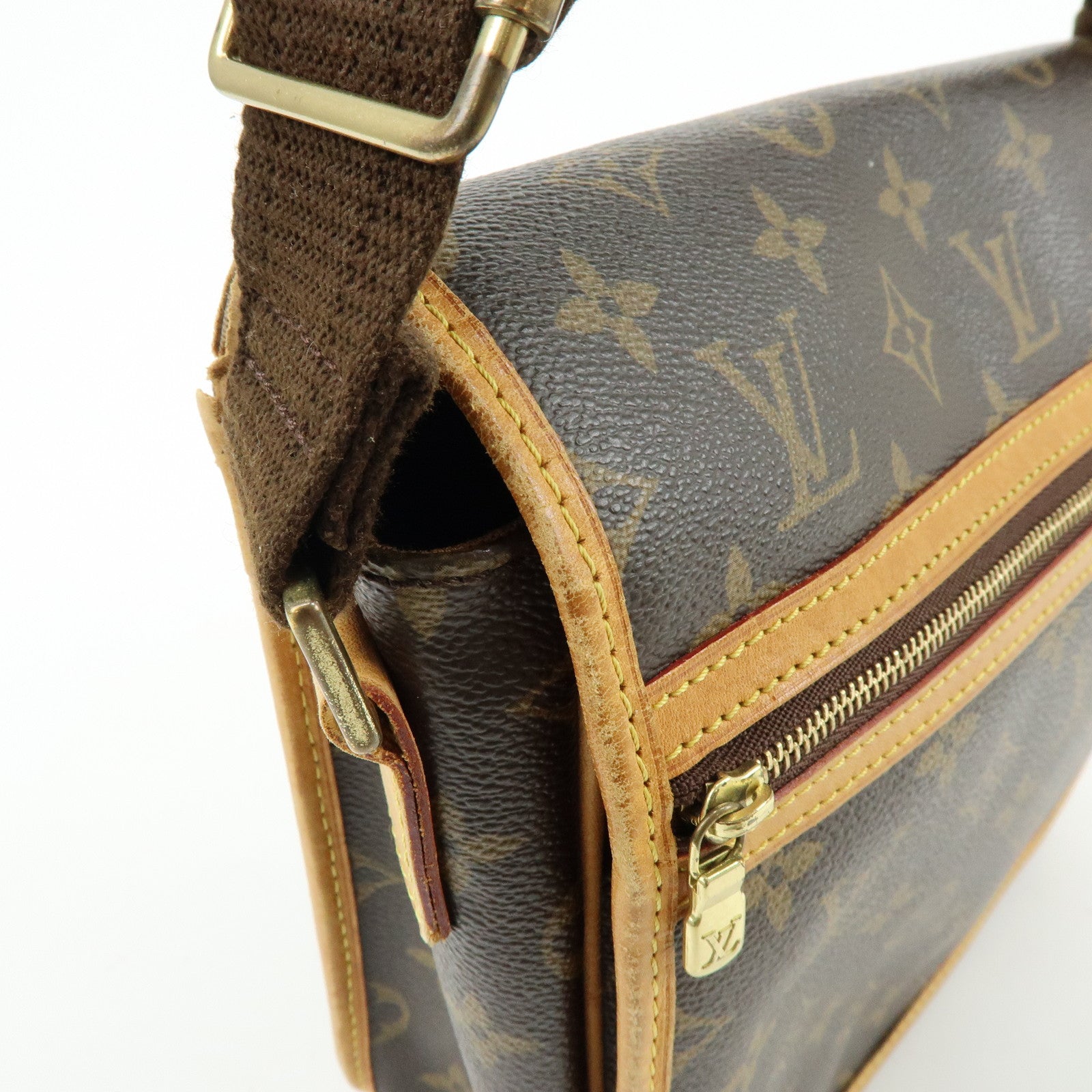 Louis Vuitton Monogram Messenger Bosphore PM Shoulder Bag M40106