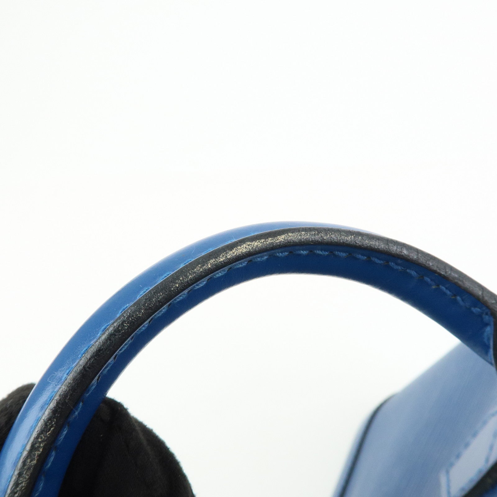 Louis Vuitton Epi Leather Alma Hand Bag Toledo Blue M52145
