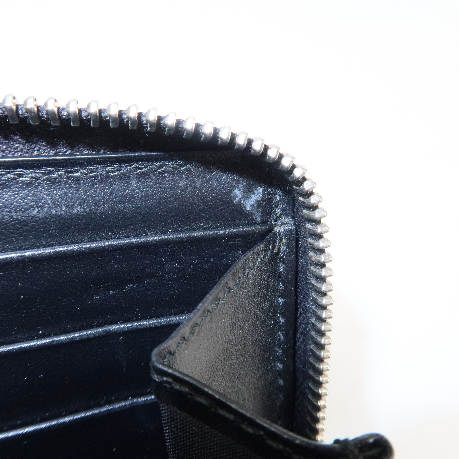 GUCCI Blade Embroidery Leather Zip Around Long Wallet Black Used