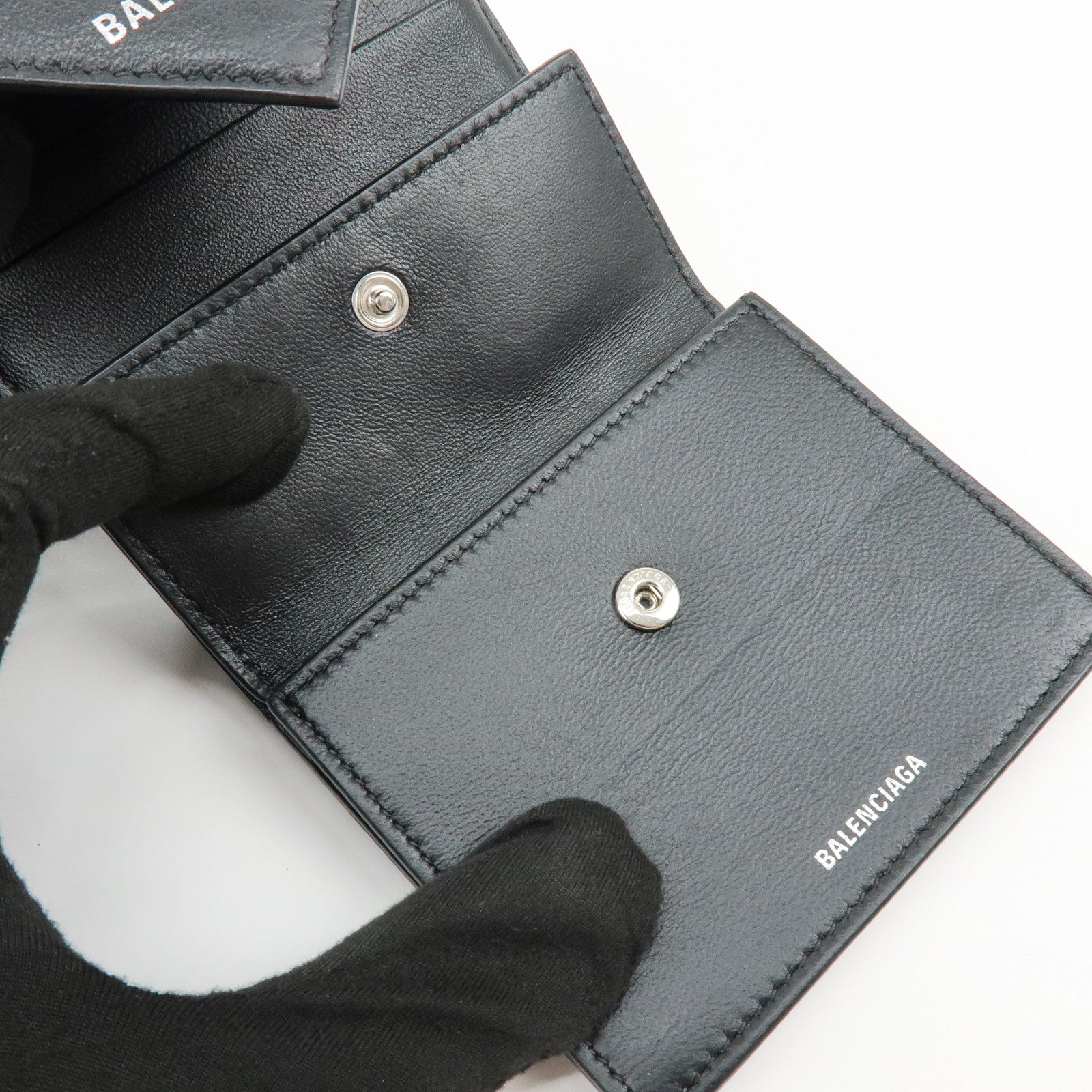 BALENCIAGA Logo Leather Bi-fold Compact Flap Wallet Black 637450