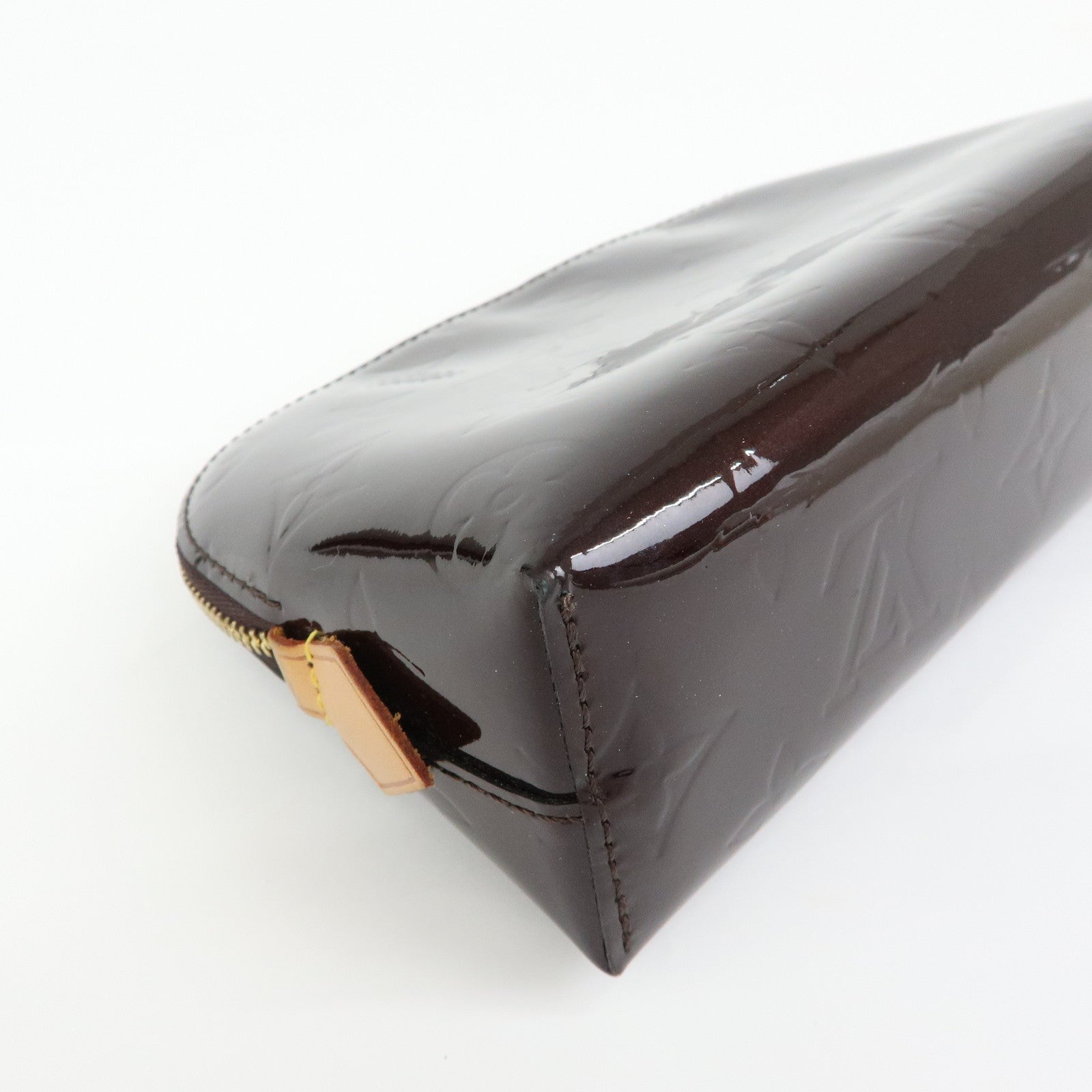 Louis Vuitton Monogram Vernis Pochette Cosmetic Pouch M91495