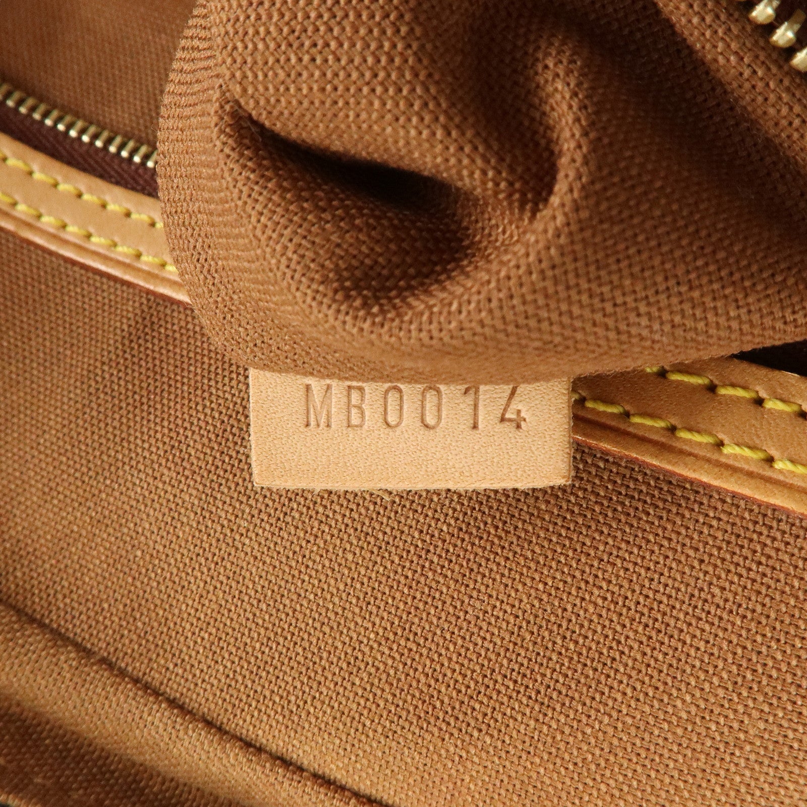 Louis Vuitton Monogram Canvas Porte Documents Pegase M53343