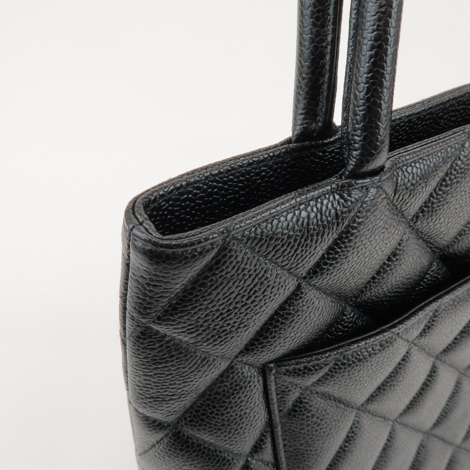 CHANEL Matelasse COCO Mark Caviarskin Medallion Tote Bag A01804