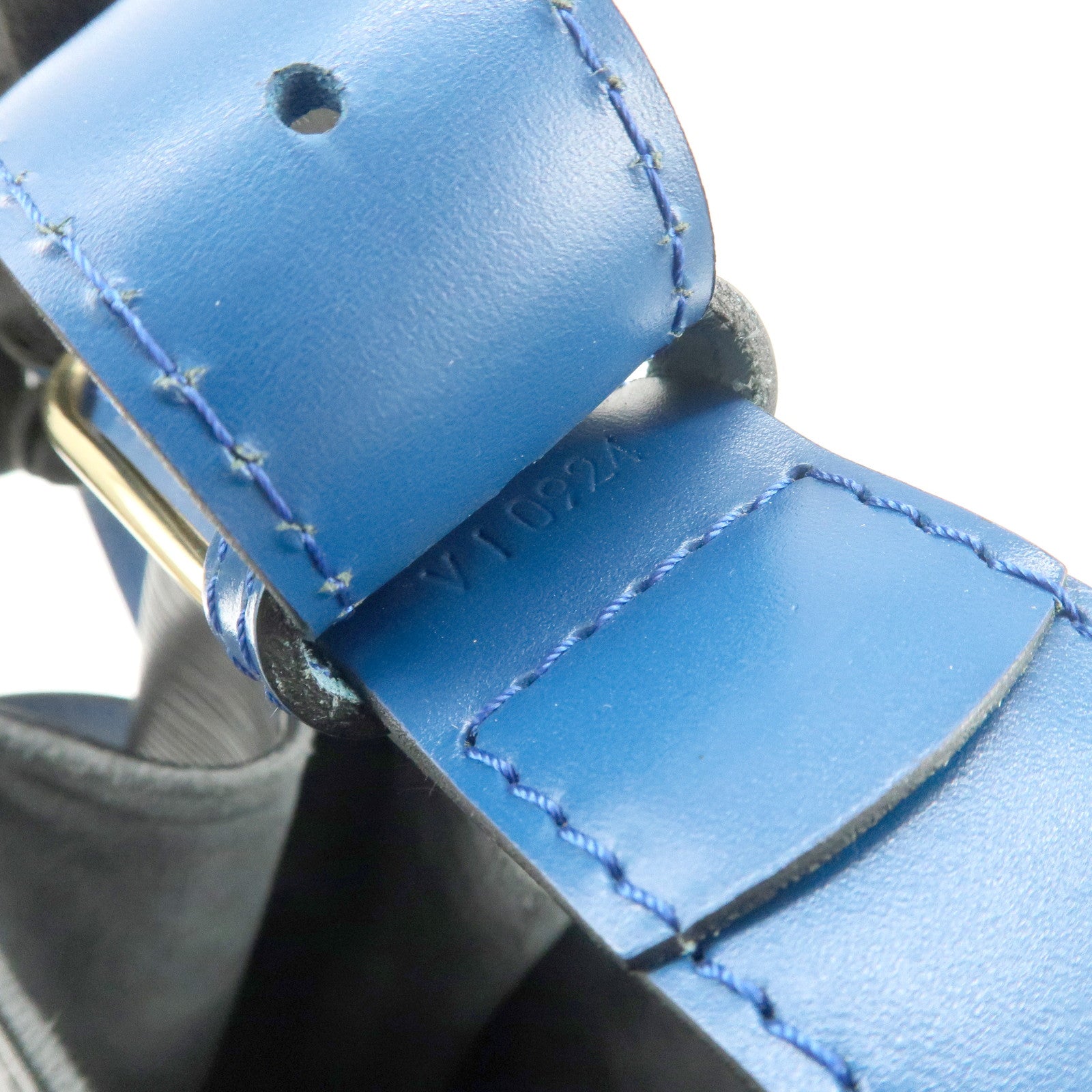 Louis Vuitton Epi Leather Sac de Paul Shoulder Bag Noir Tredo Blue