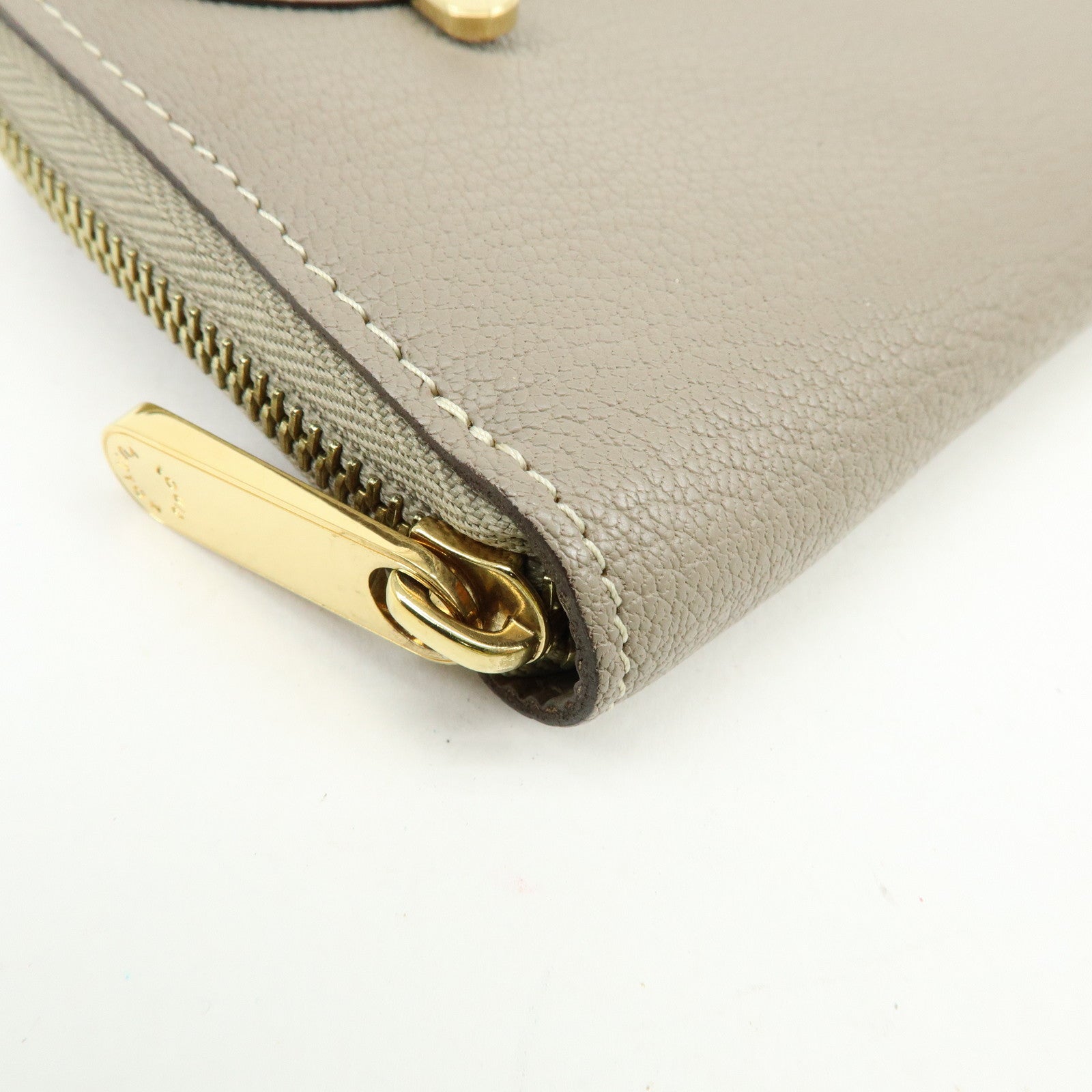 Louis Vuitton Suhali Leather Zippy Long Wallet Vérone M93028