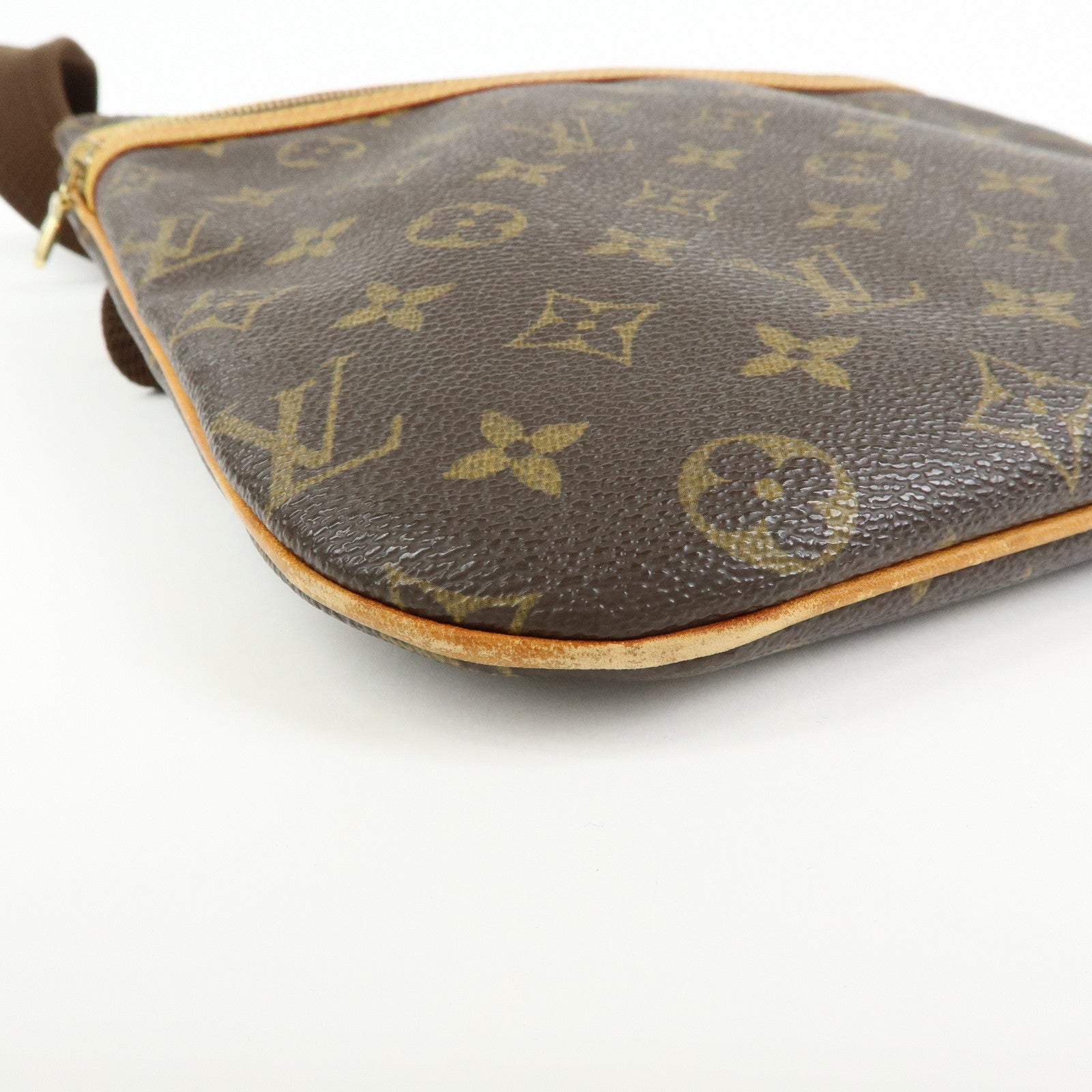 Louis Vuitton Monogram Pochette Bosphore Shoulder Bag Brown M40044