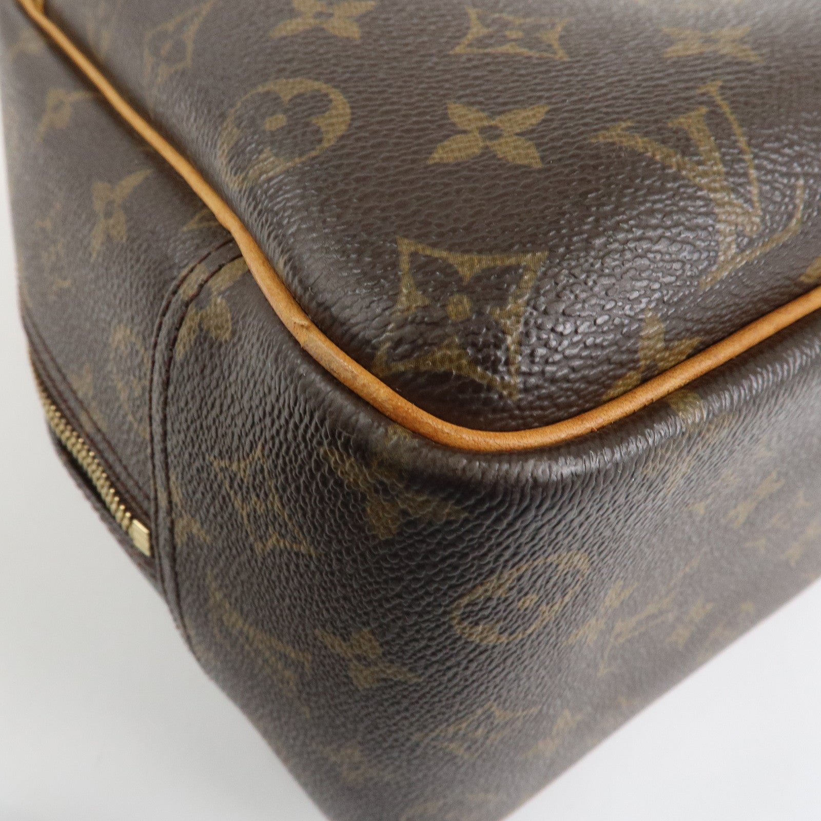Louis Vuitton Leather Canvas Monogram Deauville Hand Bag M47270 Used