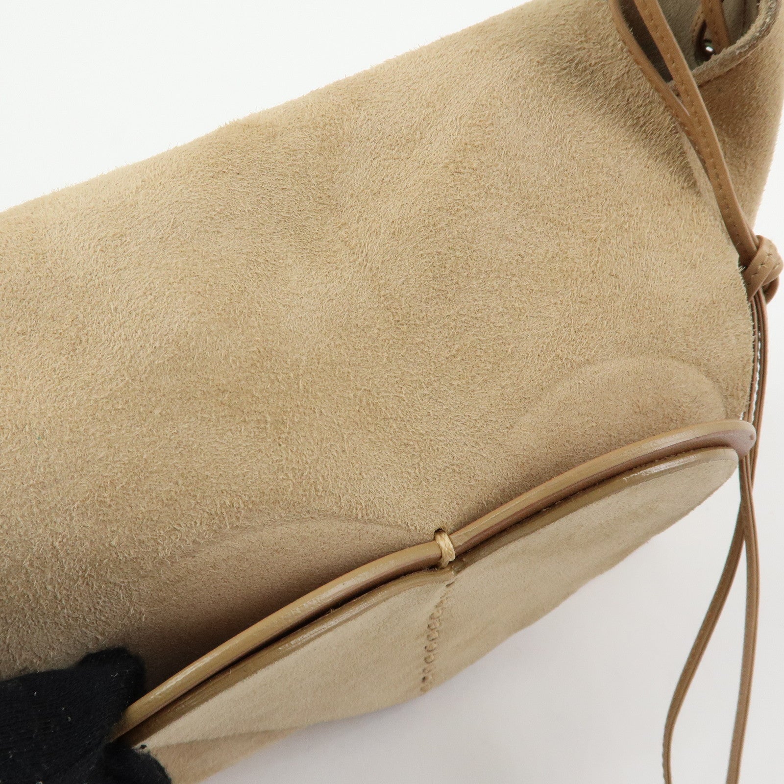 GUCCI Heart Suede Leather Shoulder Bag 95107